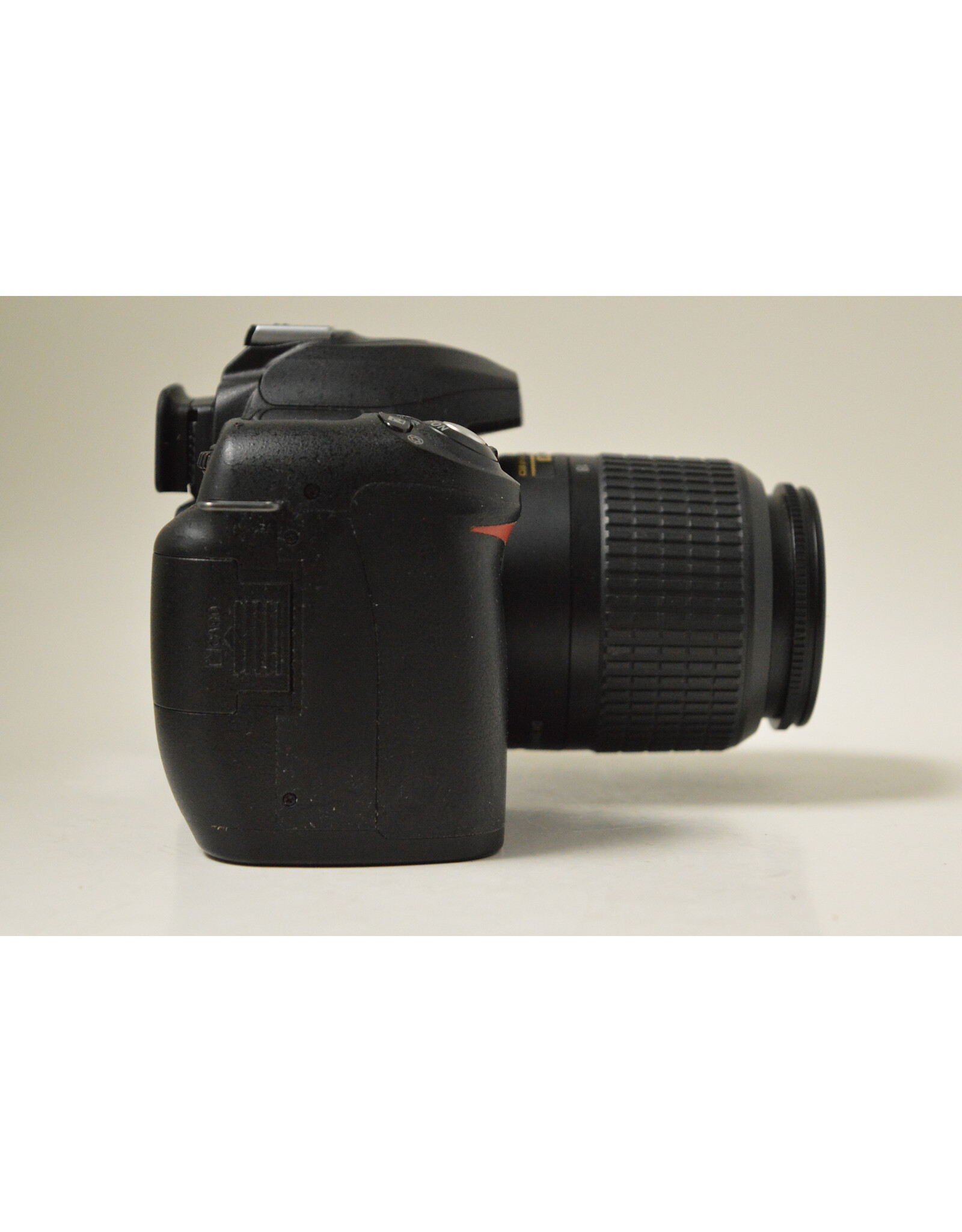 Nikon Nikon D50 with 18-55mm Lens (Pre-owned)