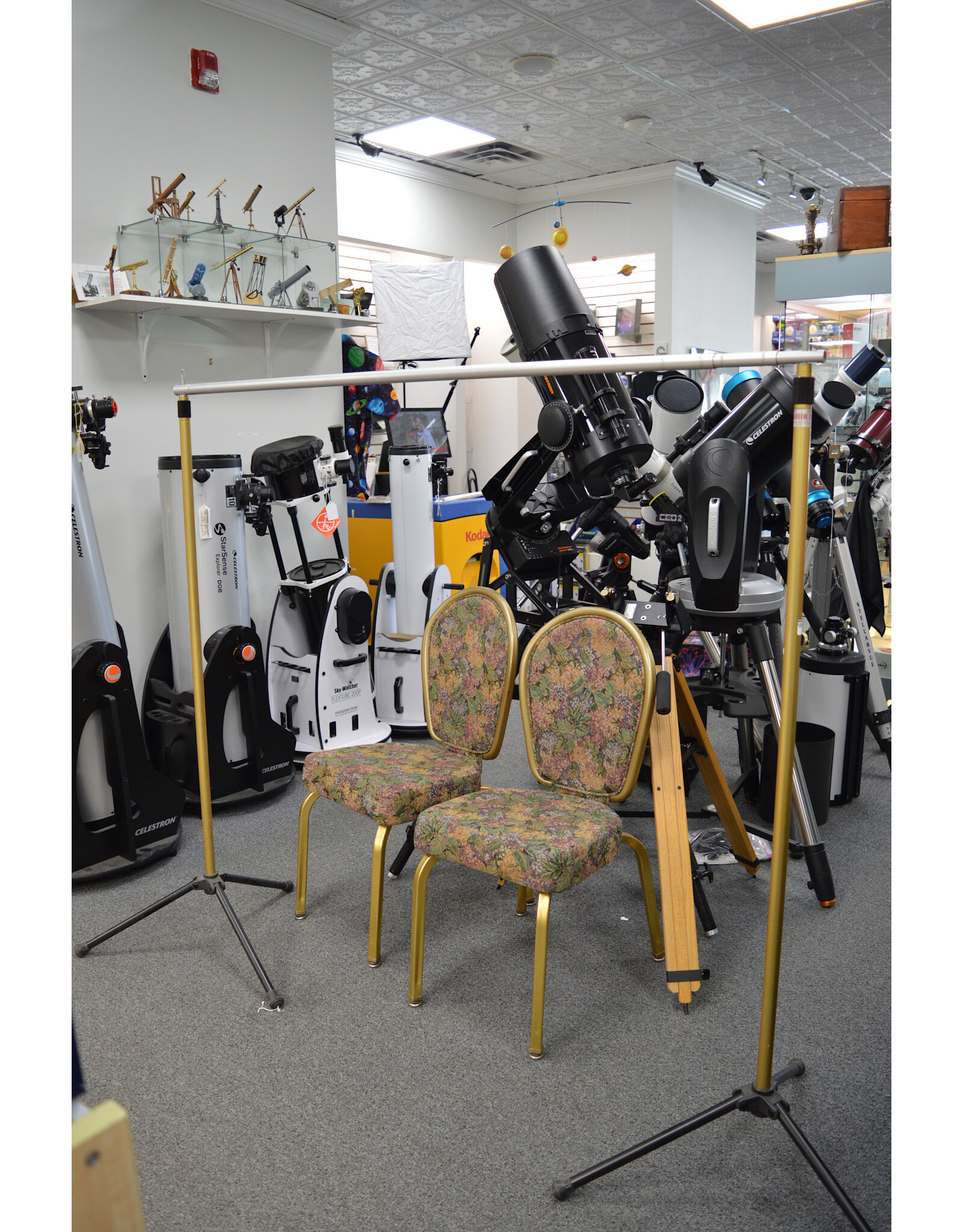 Welt/Safelock Background Stand (Pre-owned)