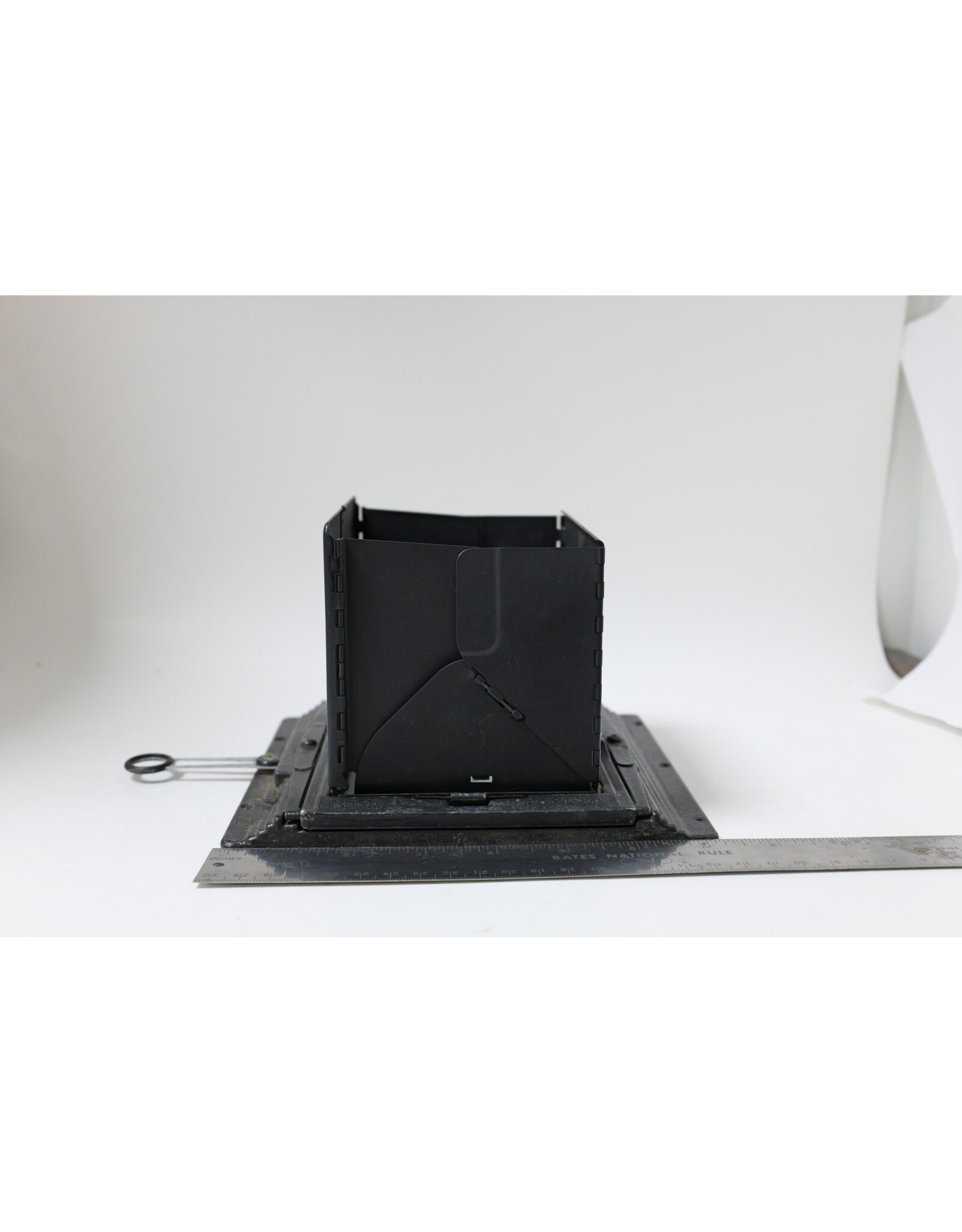 Graflex Graflex 4x5 Graflex Back, Clean with hood & Fresnel Screen