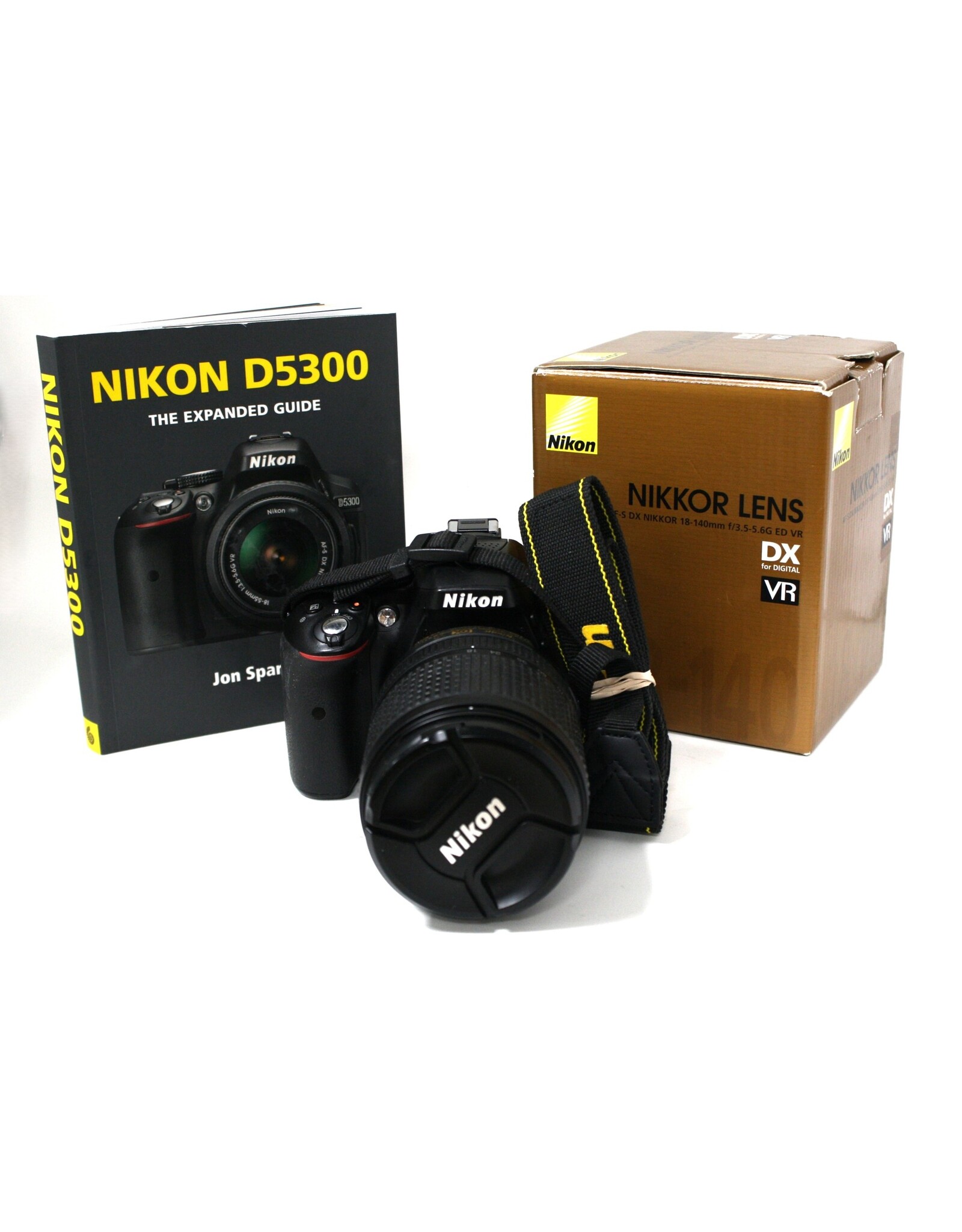 Nikon D5300 with AF-S 18-140mm VR Black (Pre-owned)