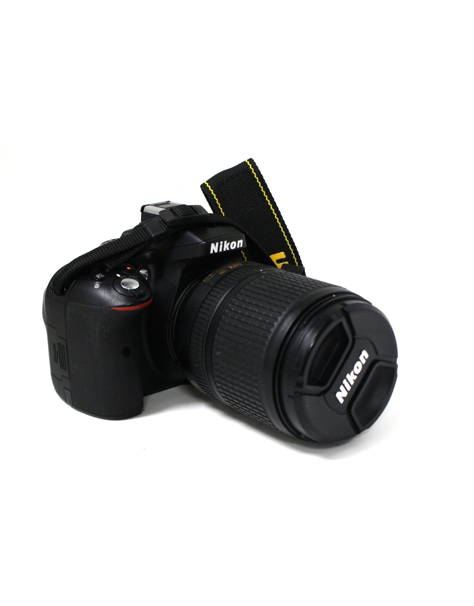 Nikon D5300 with AF-S 18-140mm VR Black (Pre-owned)