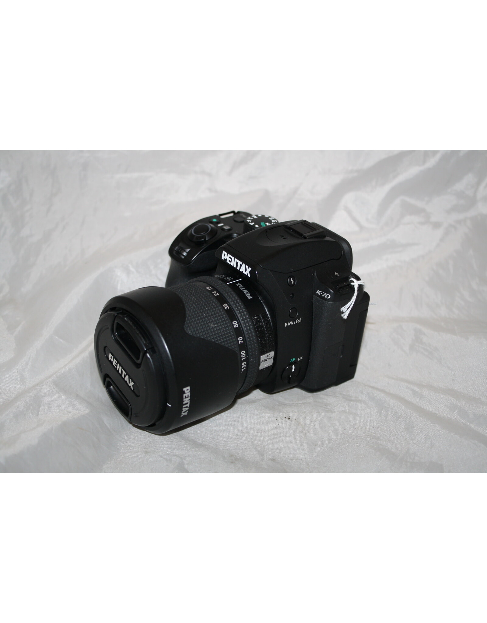 PENTAX K-70 24.2MP Digital SLR Camera Black with 18-135mm Lens(Pre-Owned)