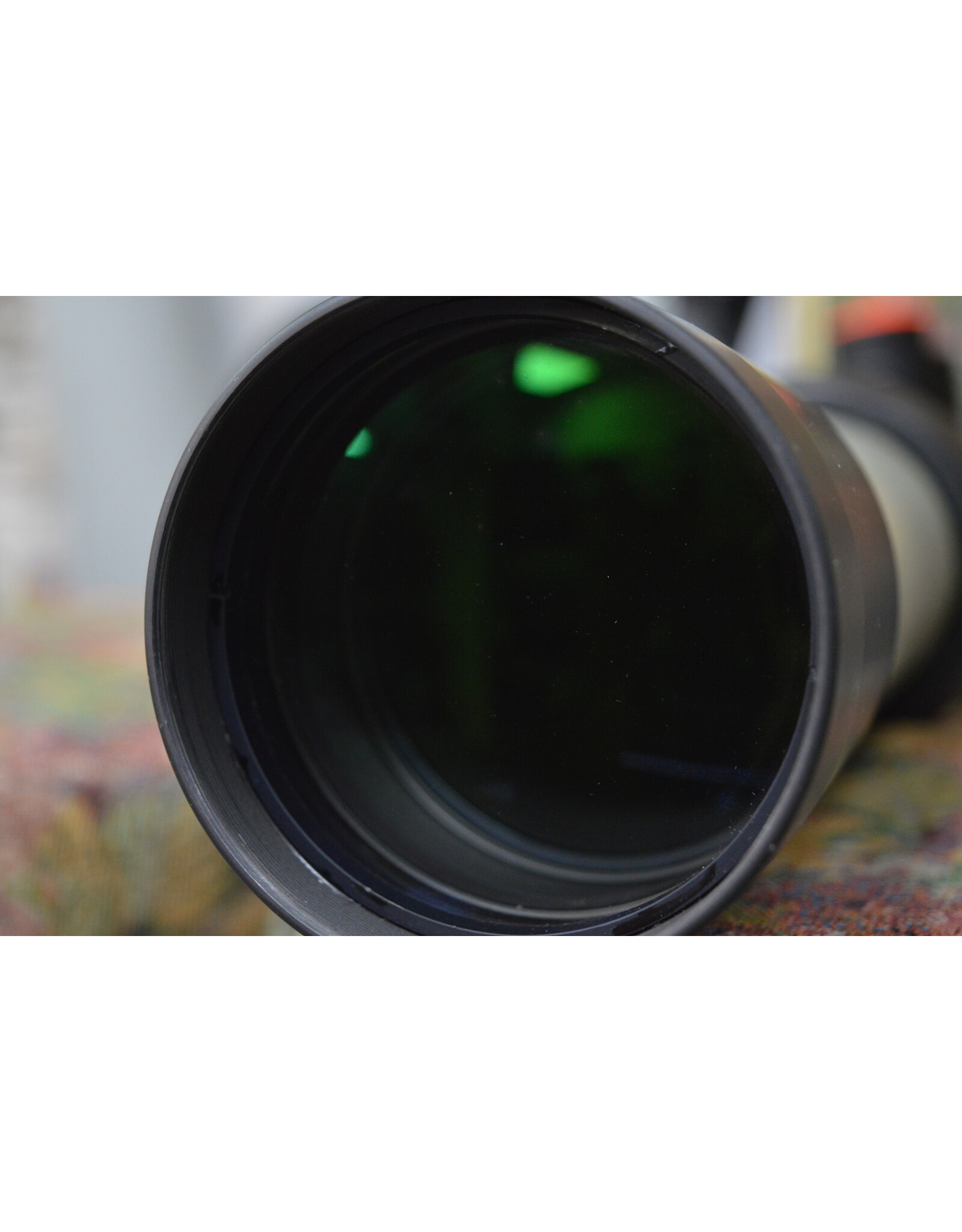 Tele Vue Tele Vue Oracle 3  Triplet Apochromatic 560mm f7.4 Refractor w/Case + Tele Vue Diagonal with Case (Pre-Owned)