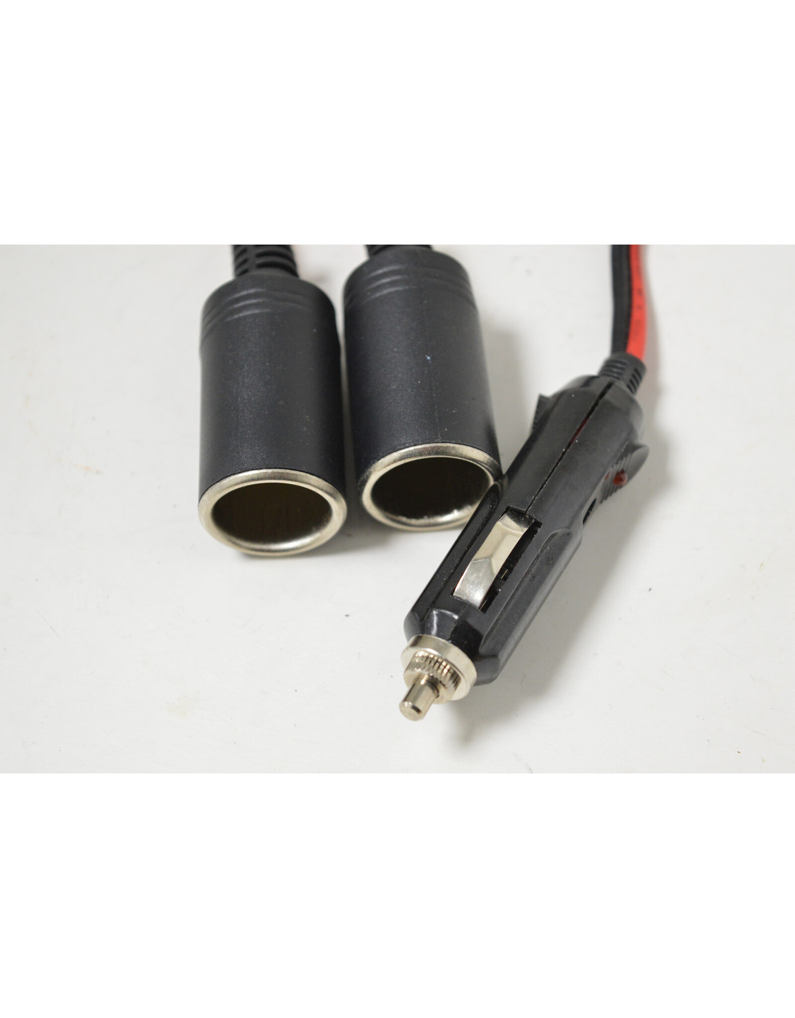 Arcturus Products DC Power cord Splitter Male Cigarette plug to two Female Ports