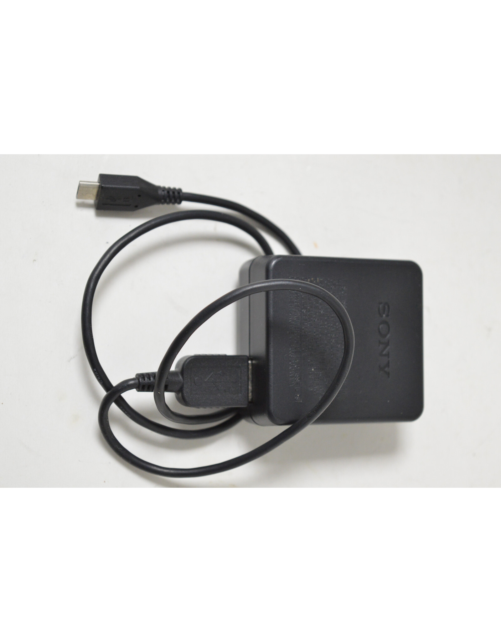 Sony AC-UB10 AC Power Adapter USB Port (Pre-owned)
