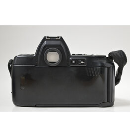 Nikon Nikon N8008s 35mm SLR Camera  with AF Nikkor 35-70mm f3.3-4.5 Lens