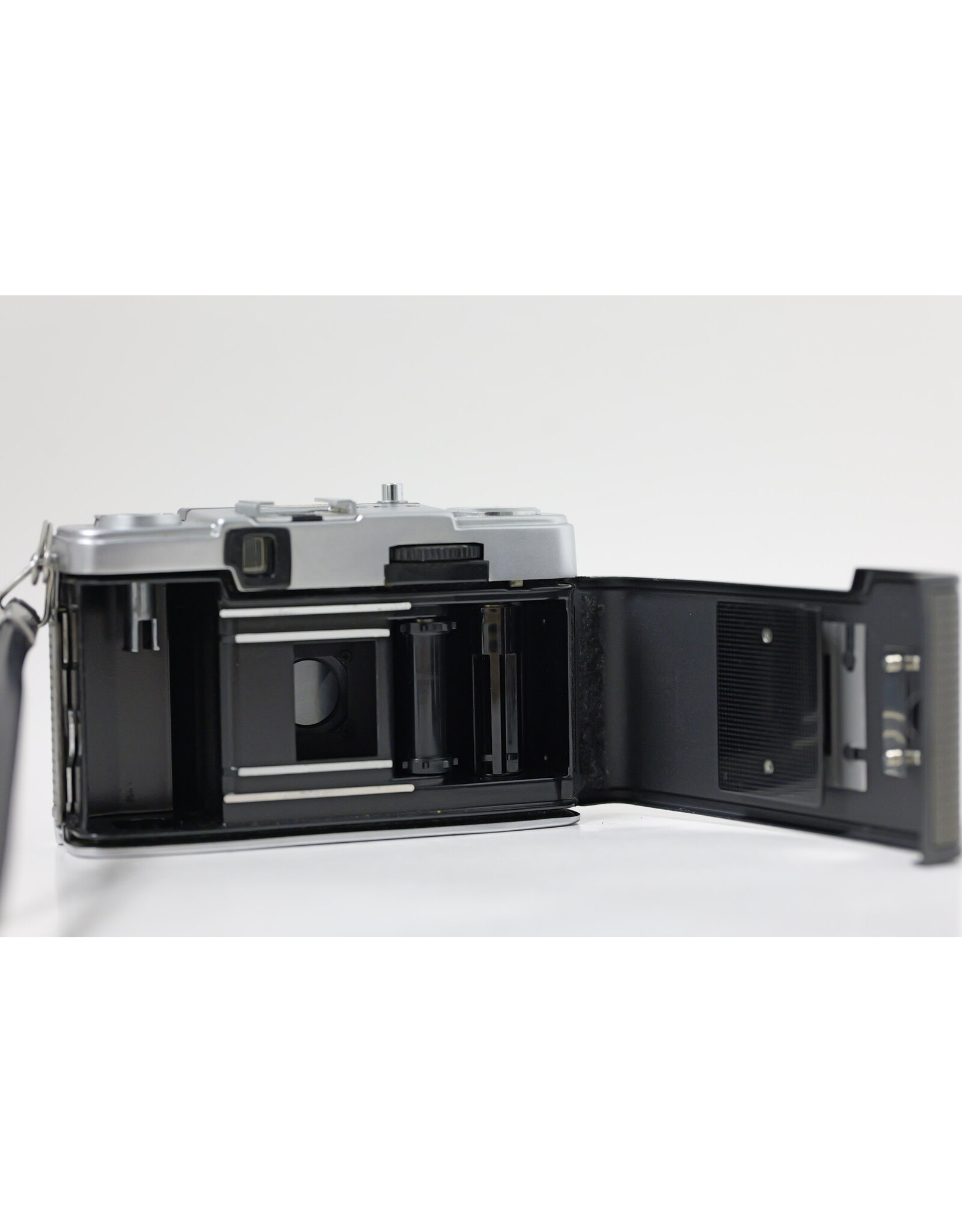 Olympus Pen EE-2 EE2 Half Frame Film Camera 28mm f3.5 TESTED