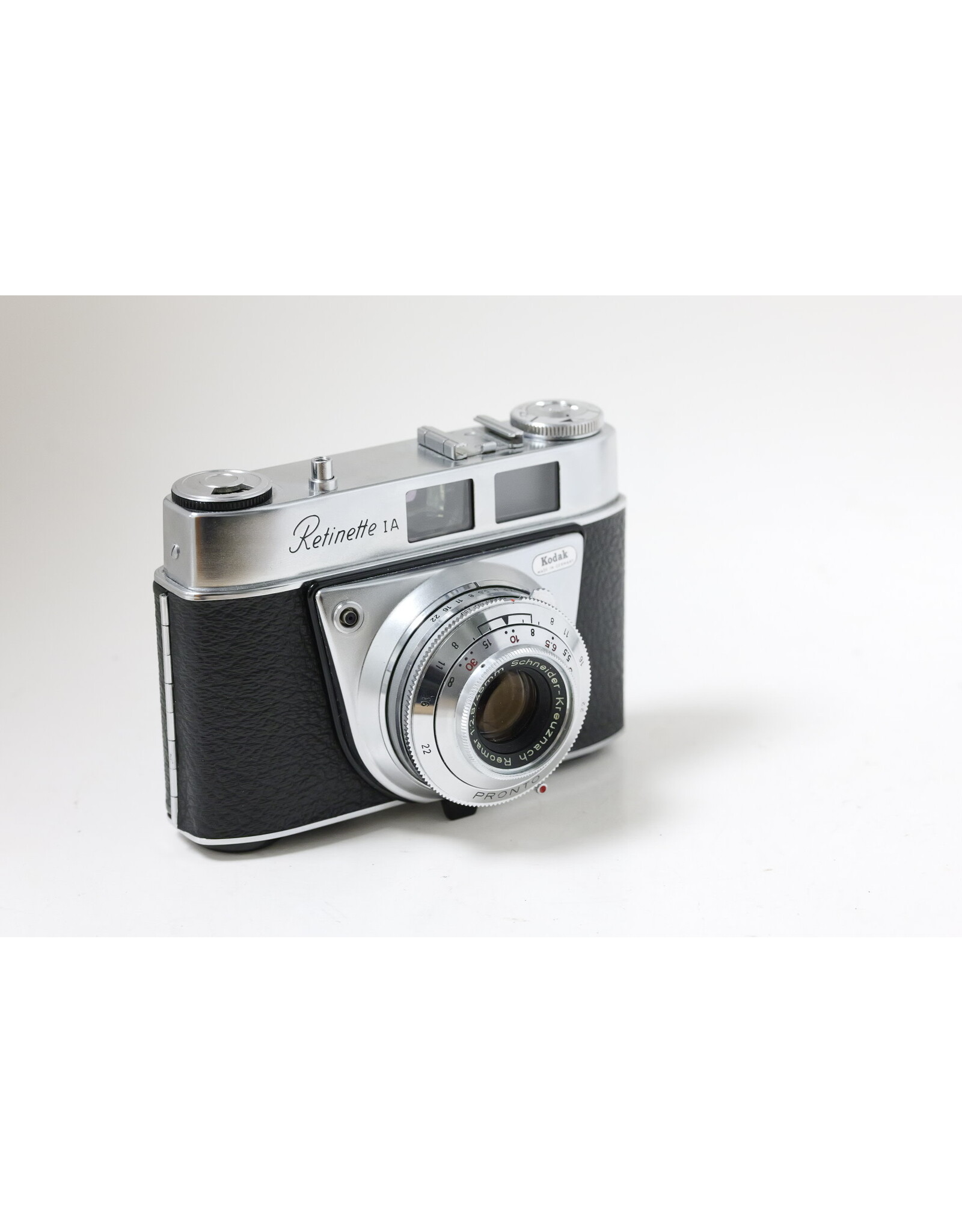Kodak Retinette 1A 35mm Camera Schneider Reomar 45mm F2.8 lens - BEAUTIFUL!