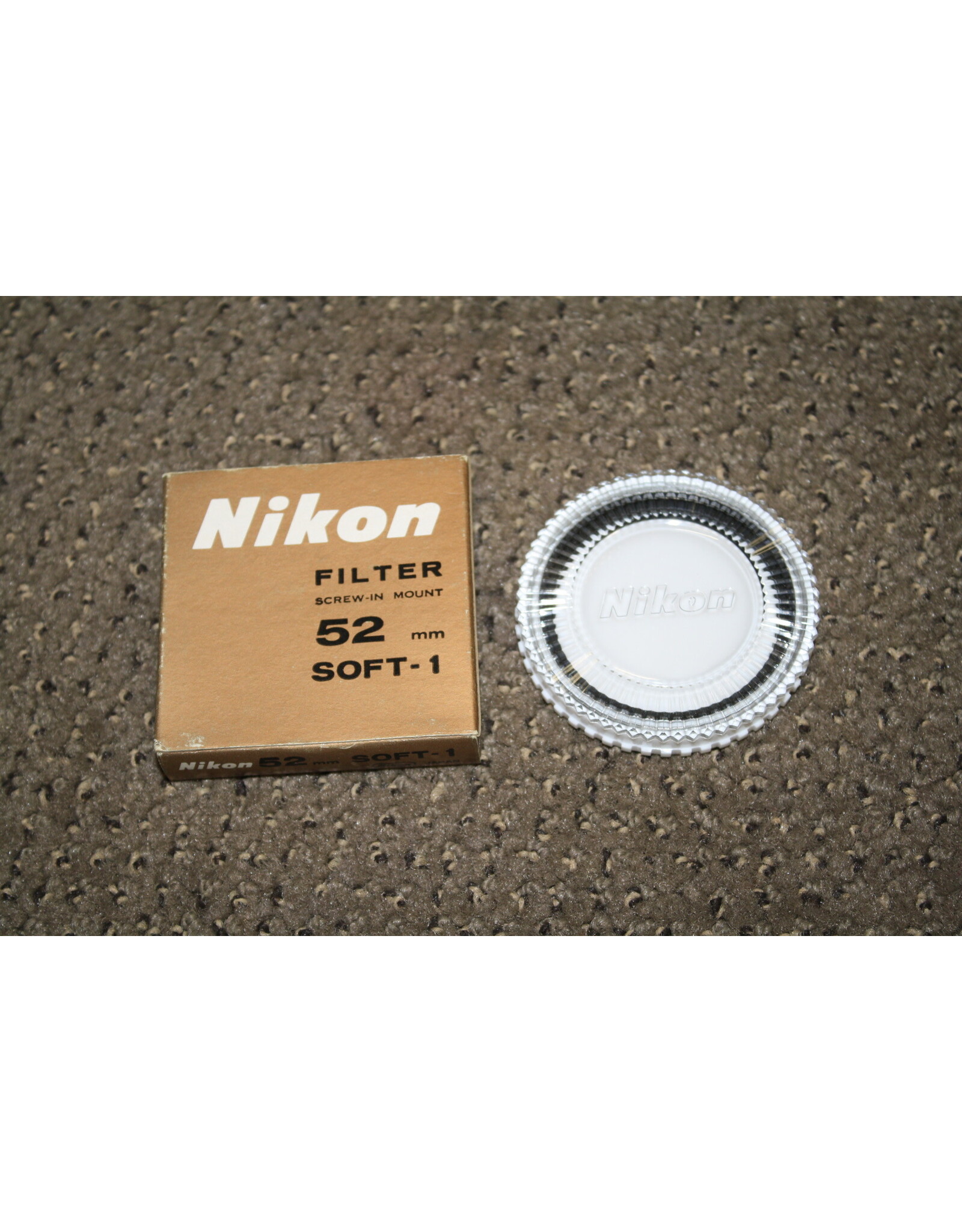 NIKON BRAND 52mm SOFT 1 OPTICAL GLASS SCREW in FILTER GENUINE ORIGINAL