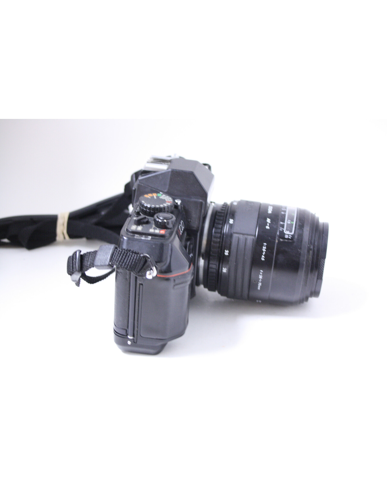 Nikon Nikon N2020 AF  35mm Film SLR Camera with Sigma 28-70mm  Lens