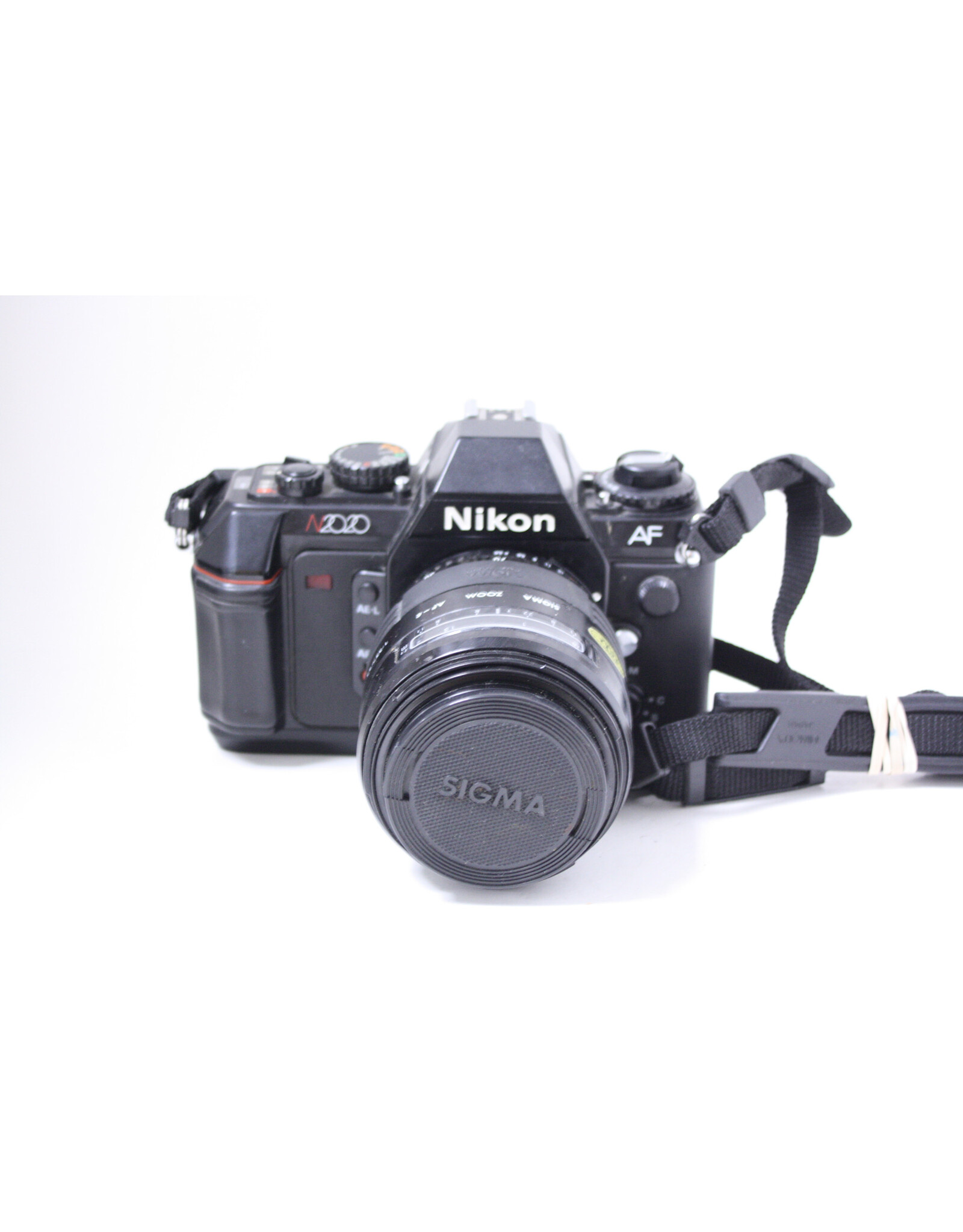 Nikon Nikon N2020 AF  35mm Film SLR Camera with Sigma 28-70mm  Lens
