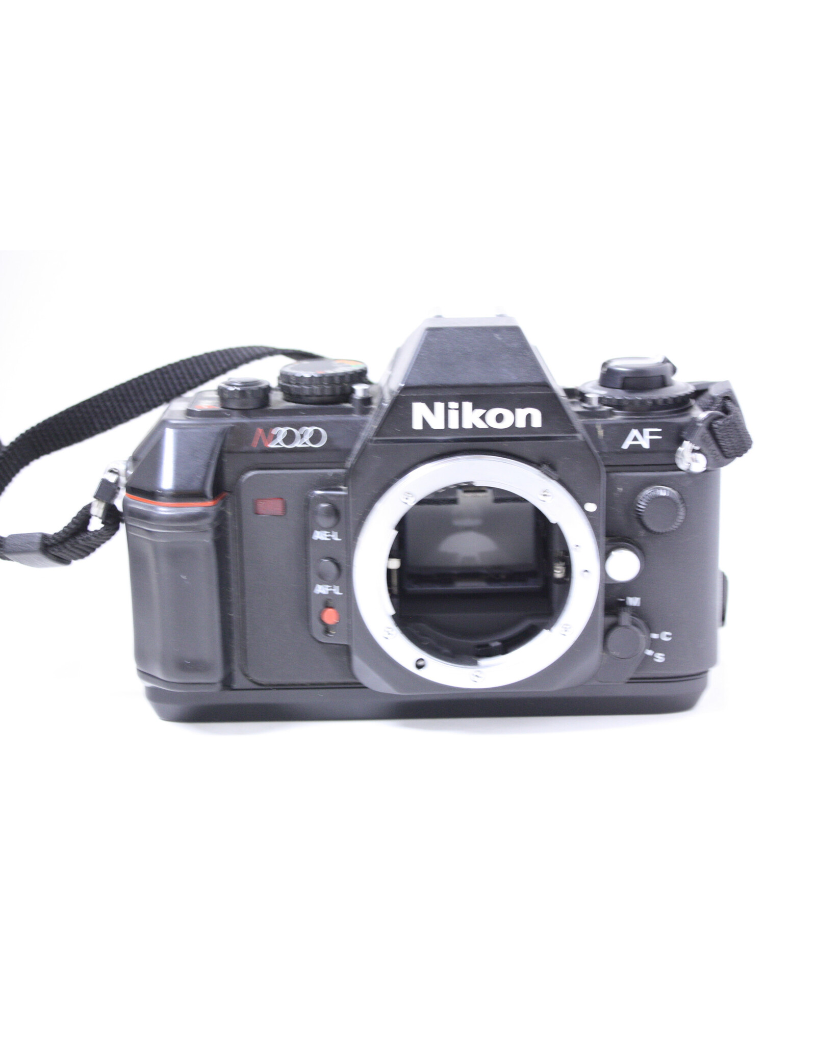 Nikon Nikon N2020 AF  35mm Film SLR Camera with Sigma 28-70mm  Lens