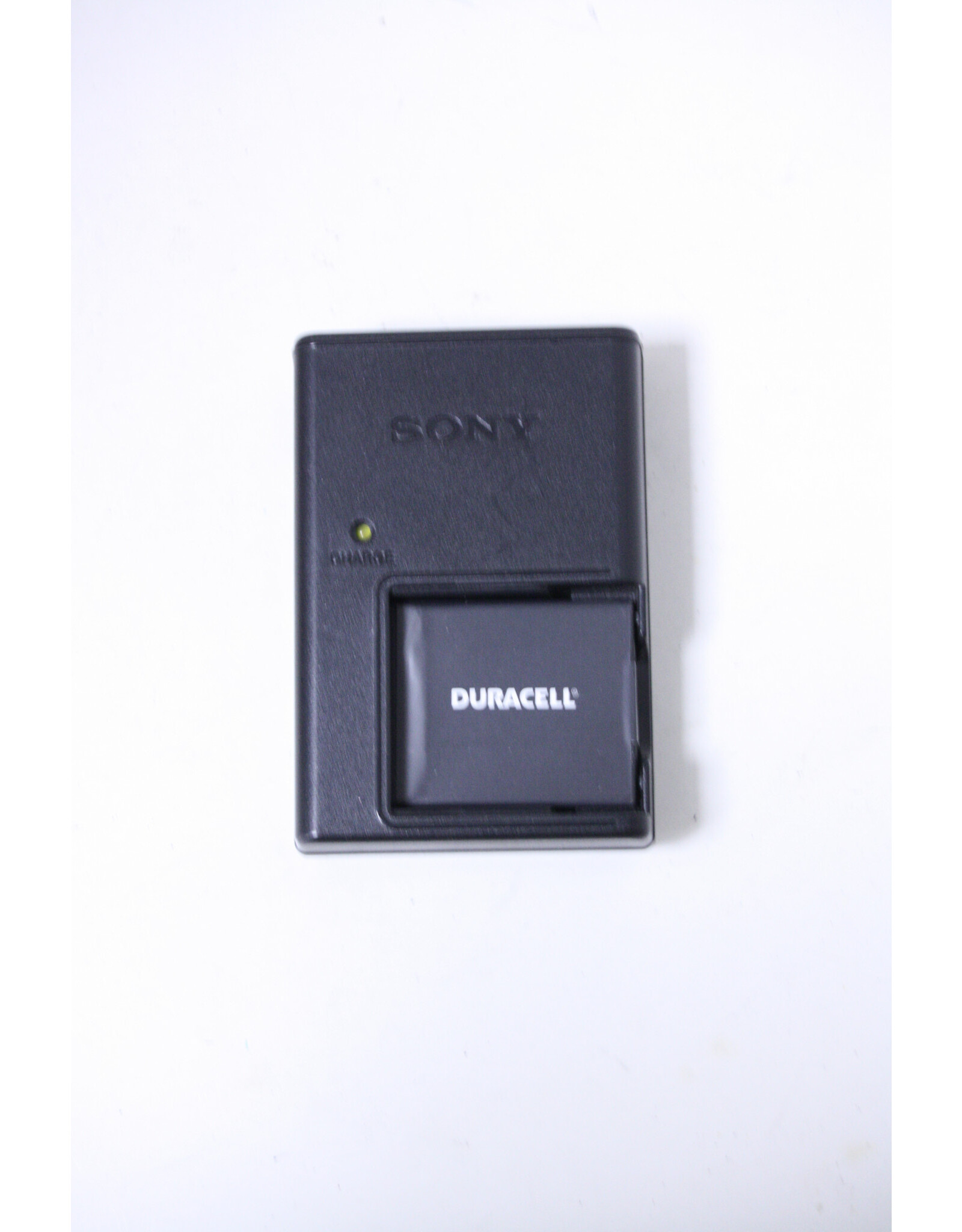 Sony 148035223 BATTERY CHARGER (BC-CSD) with Battery