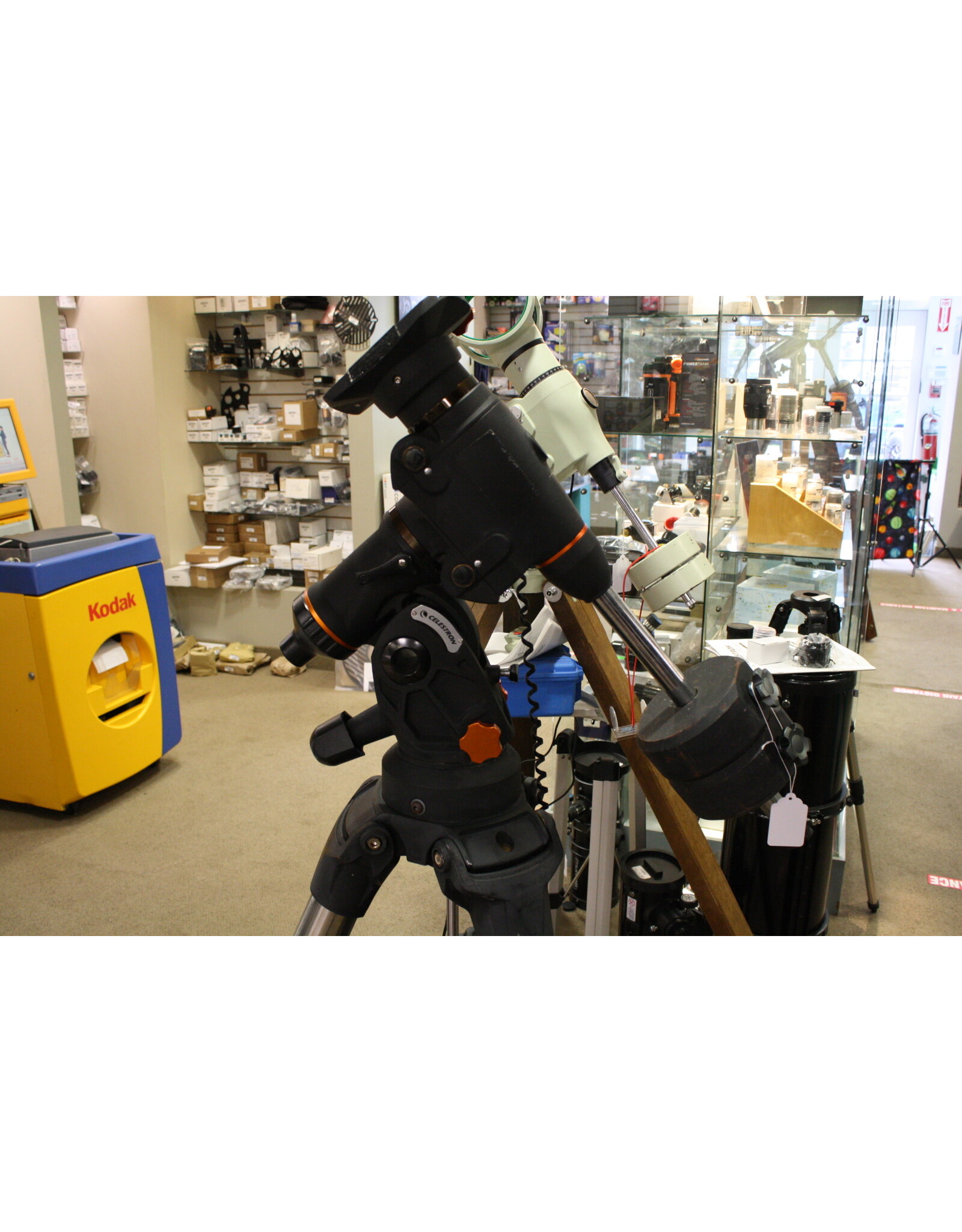 Celestron Celestron CGEM DX with Tripod and Accessories