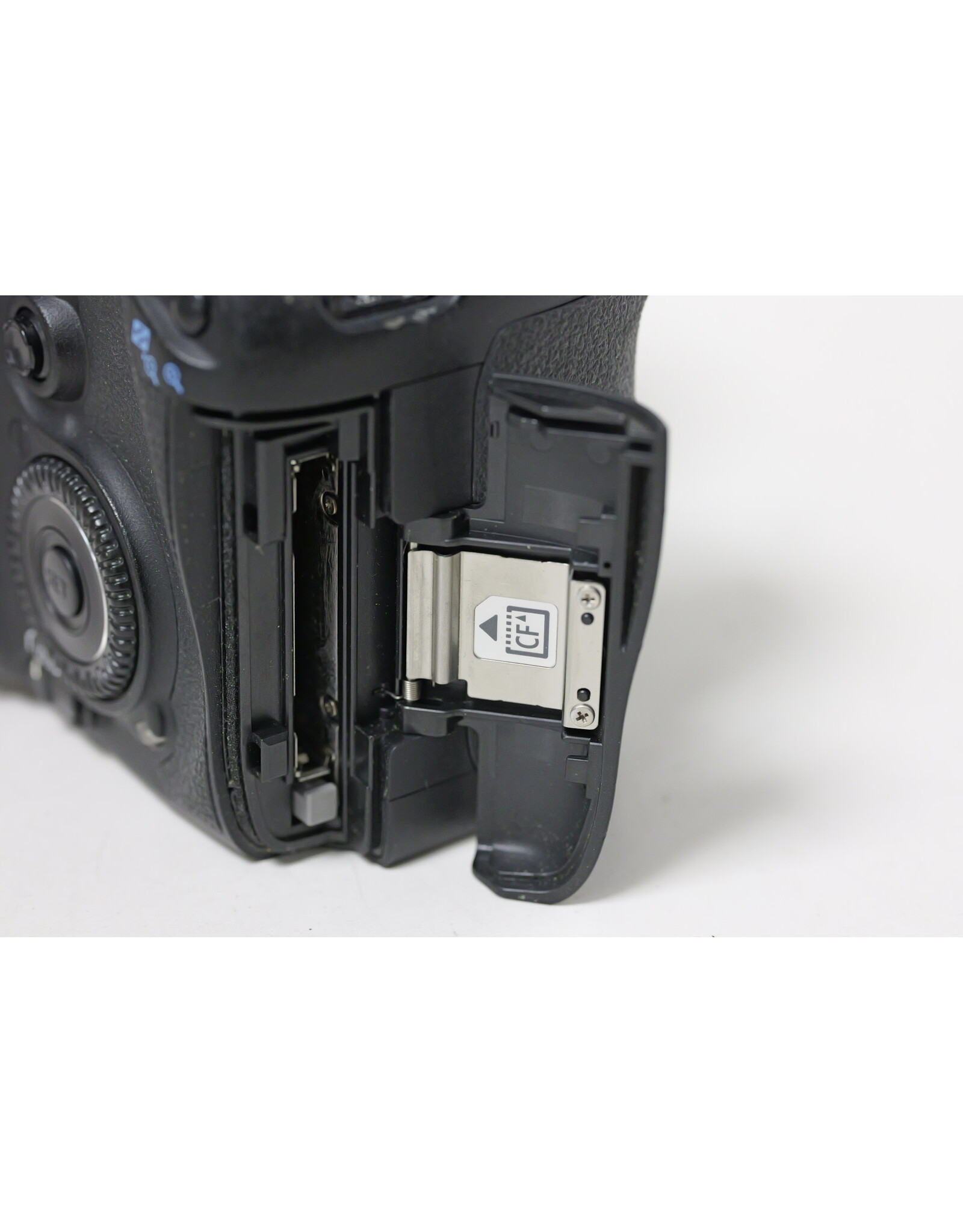 Canon Canon EOS 7D 18.0MP Digital SLR Camera Black Body