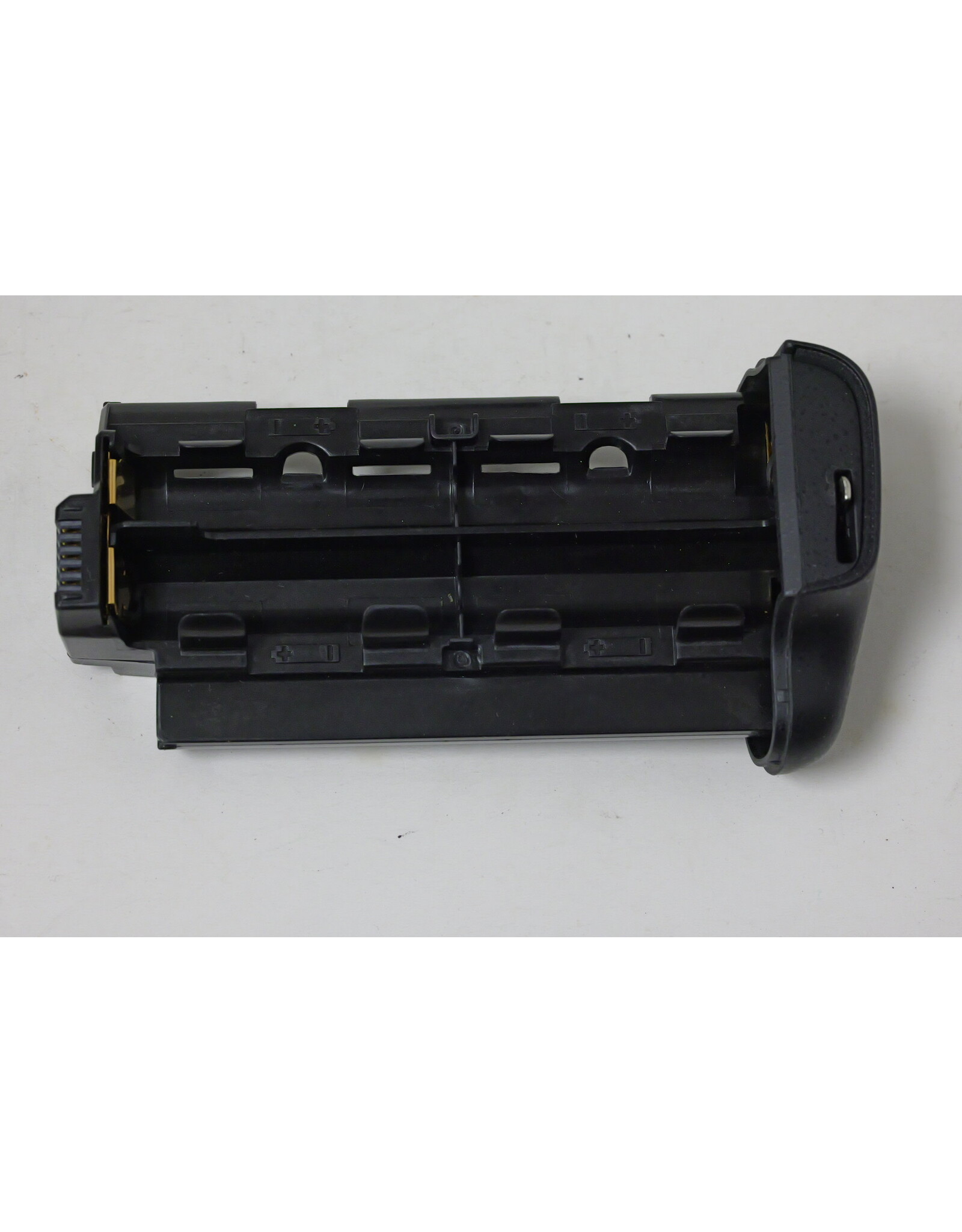 Nikon Nikon MB-D15 Multi Battery Power Pack