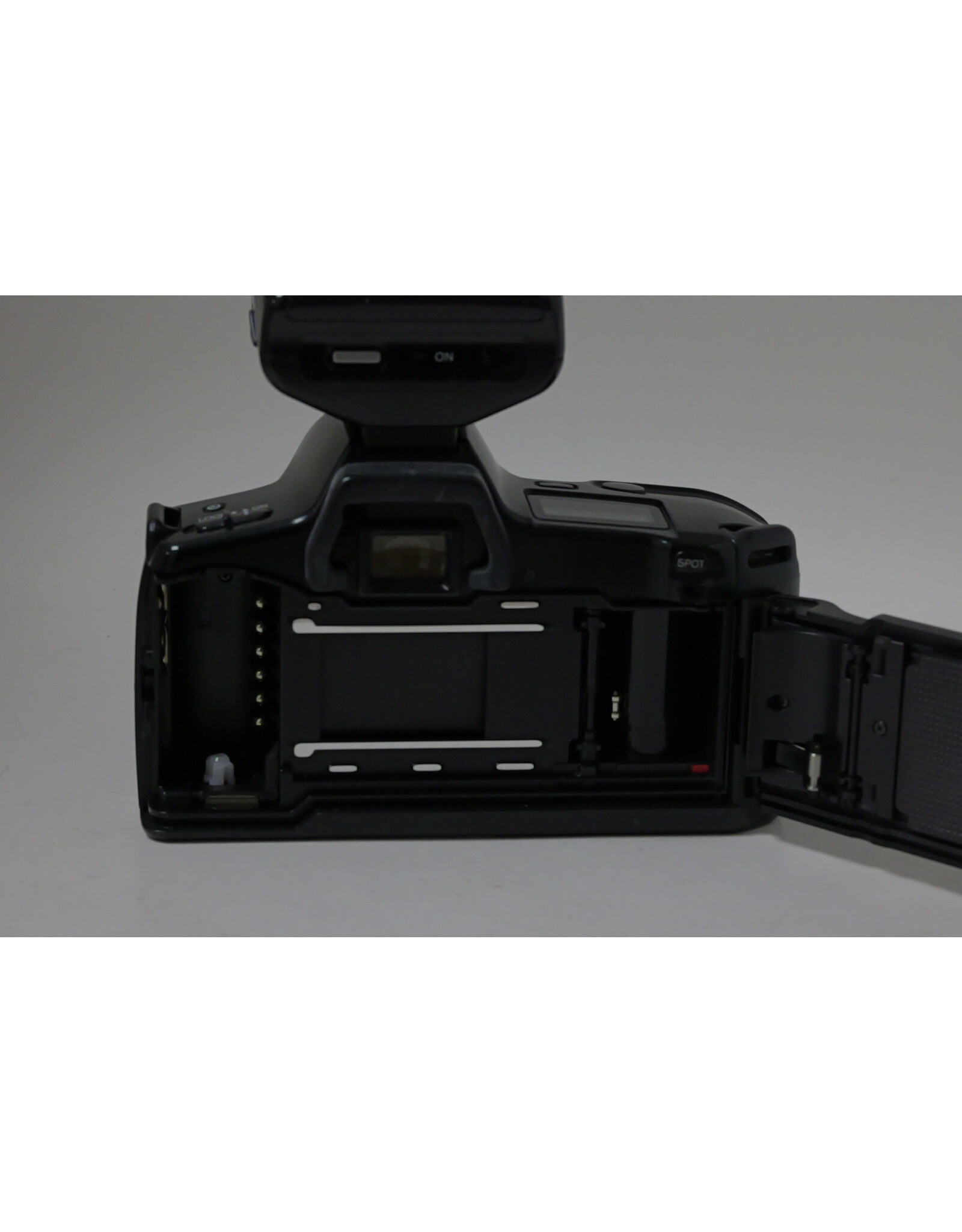 Maxxum REFURBISHED Minolta Maxxum SPxi Autofocus 35mm Film SLR with 50mm f1.7 AF Lens