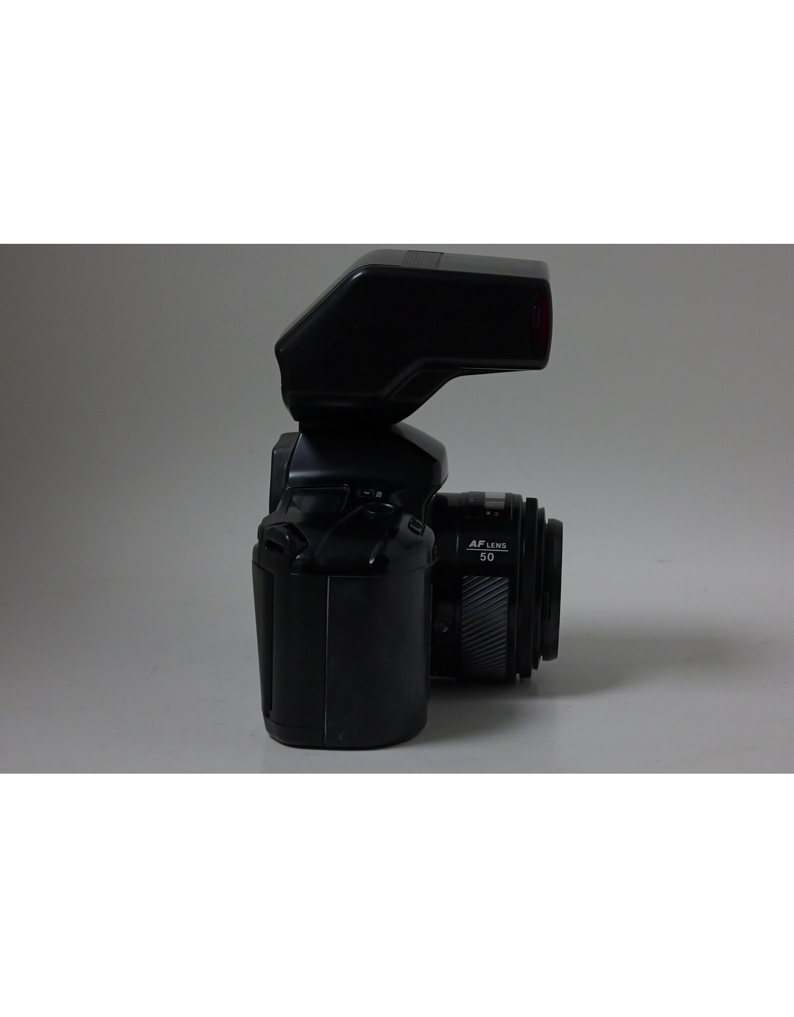 Maxxum REFURBISHED Minolta Maxxum SPxi Autofocus 35mm Film SLR with 50mm f1.7 AF Lens