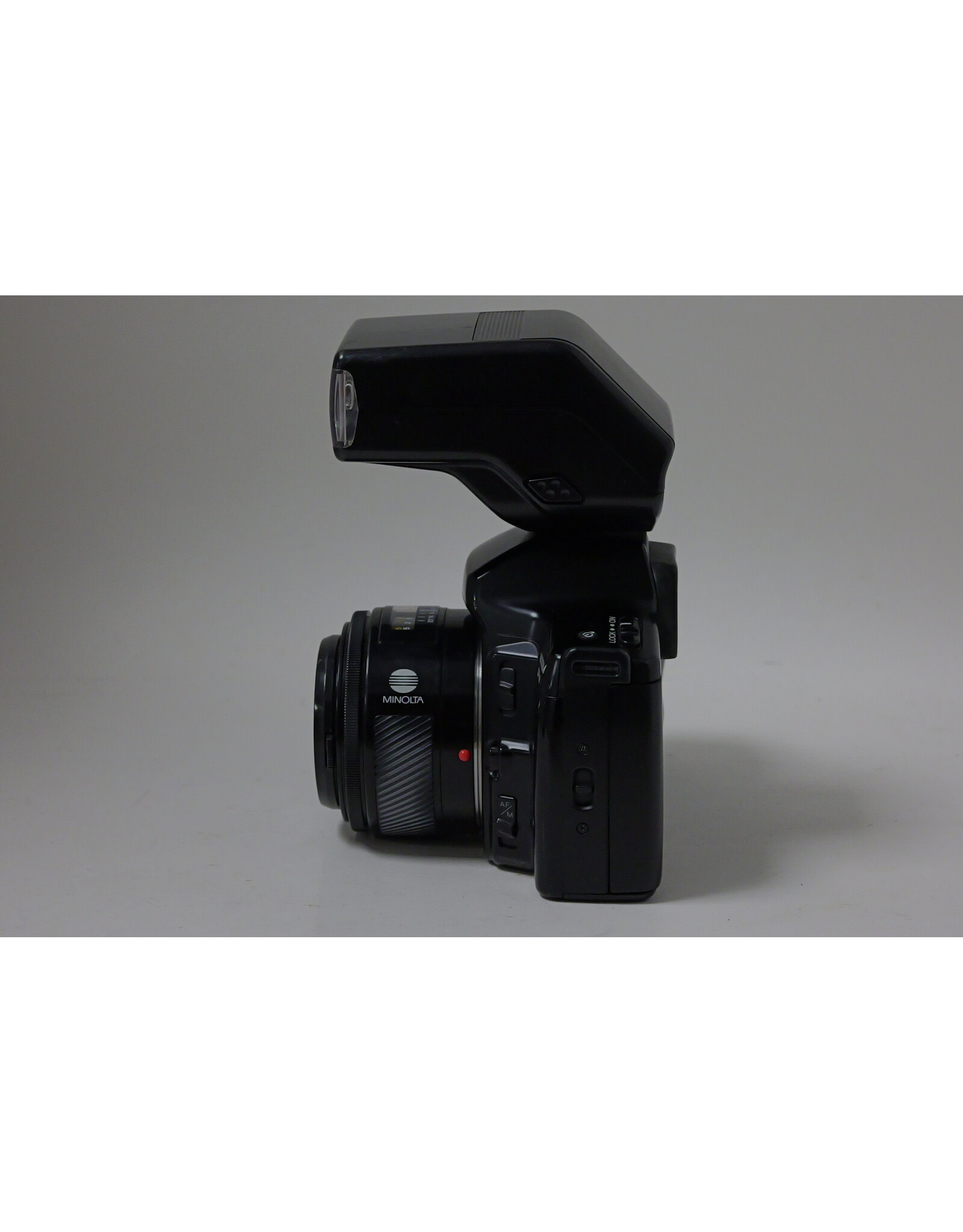 Maxxum REFURBISHED Minolta Maxxum SPxi Autofocus 35mm Film SLR with 50mm f1.7 AF Lens