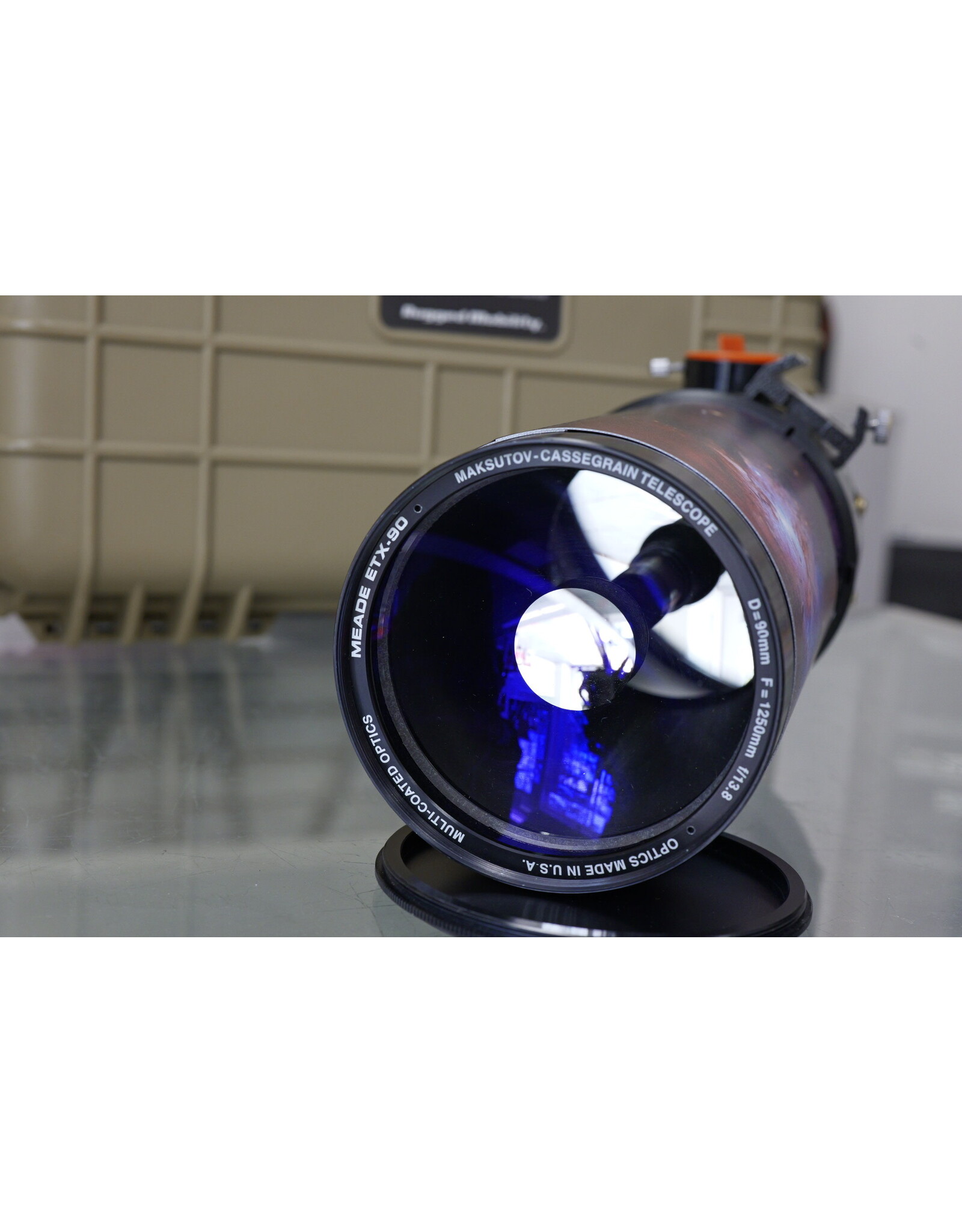 Meade Meade ETX90 Premier Edition Optical Tube with 3 eyepieces, and waterproof Apache Case (Pre-owned)
