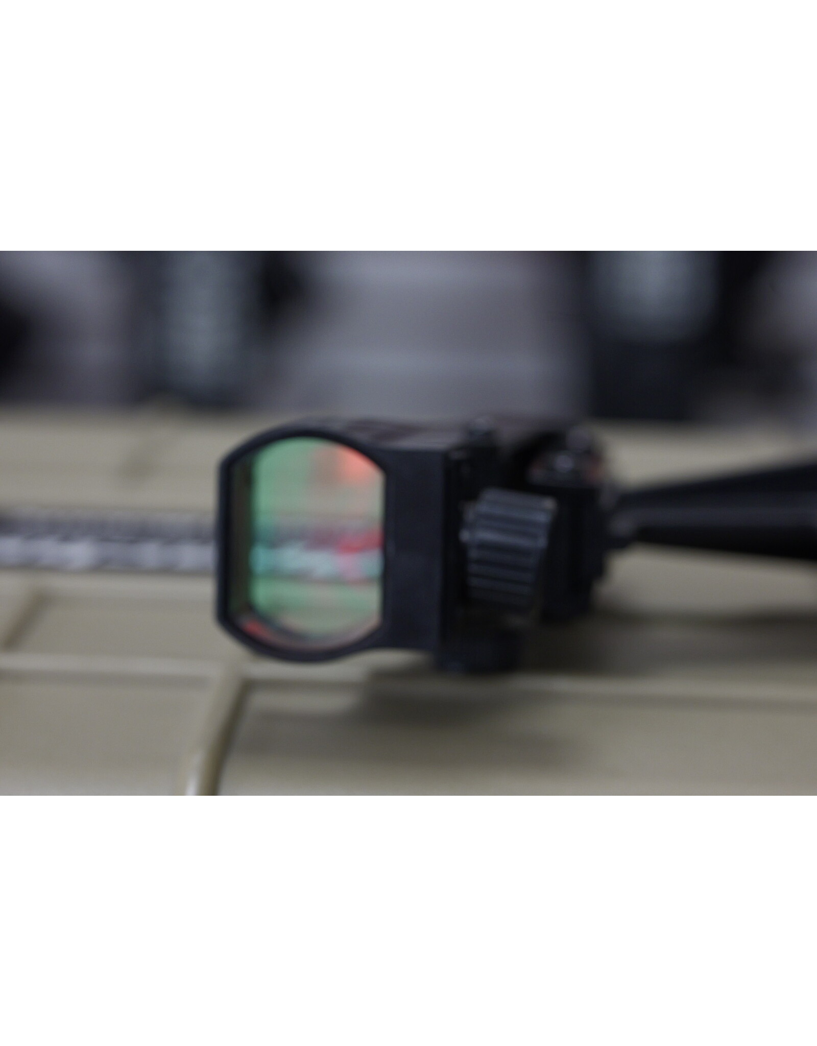 Meade Meade ETX90 Premier Edition Optical Tube with 3 eyepieces, and waterproof Apache Case (Pre-owned)