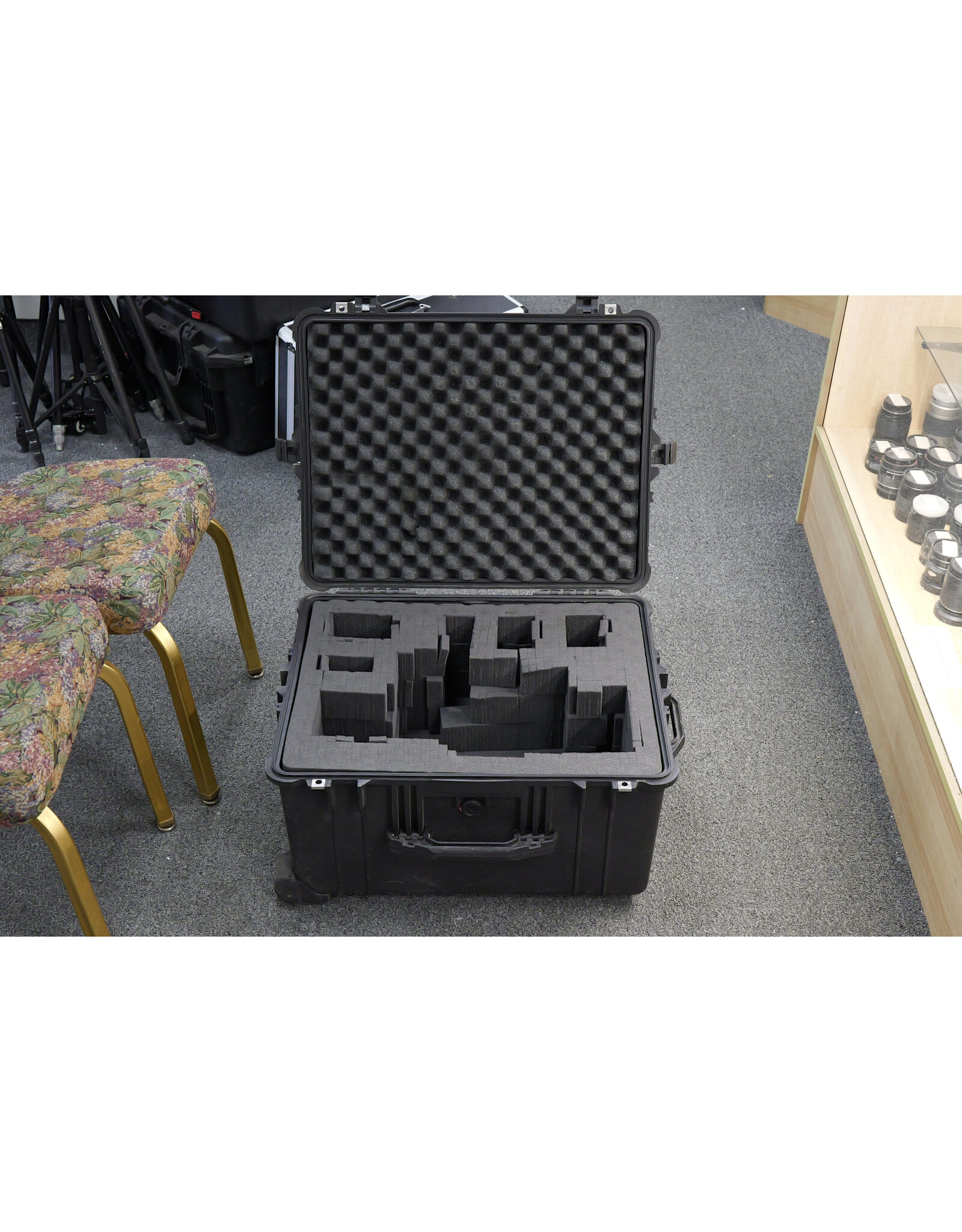 Pelican Pelican #1620 Case with Wheels (Pre-owned)