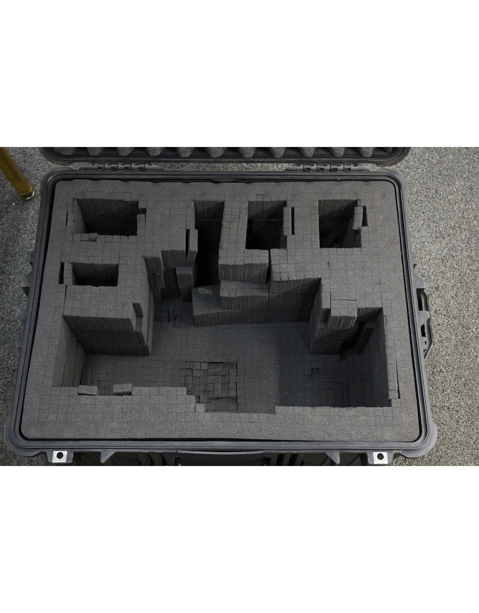 Pelican Pelican #1620 Case with Wheels (Pre-owned)
