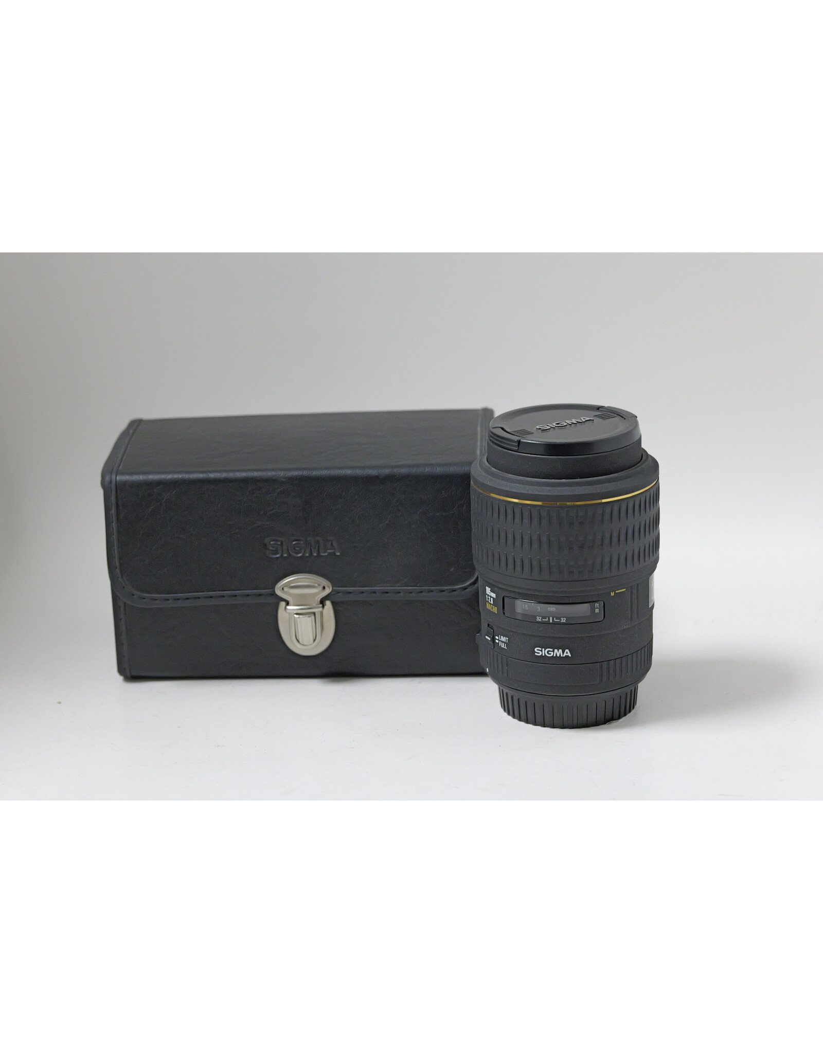 Sigma Sigma 105mm F2.8D Macro Lens for Canon EOS (Pre-Owned)