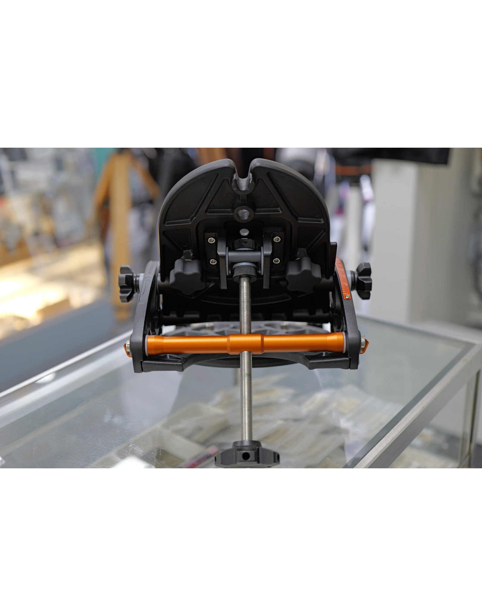Celestron Celestron Wedge for NexStar Evolution and SE 6/8 (OPEN BOX DISPLAY)