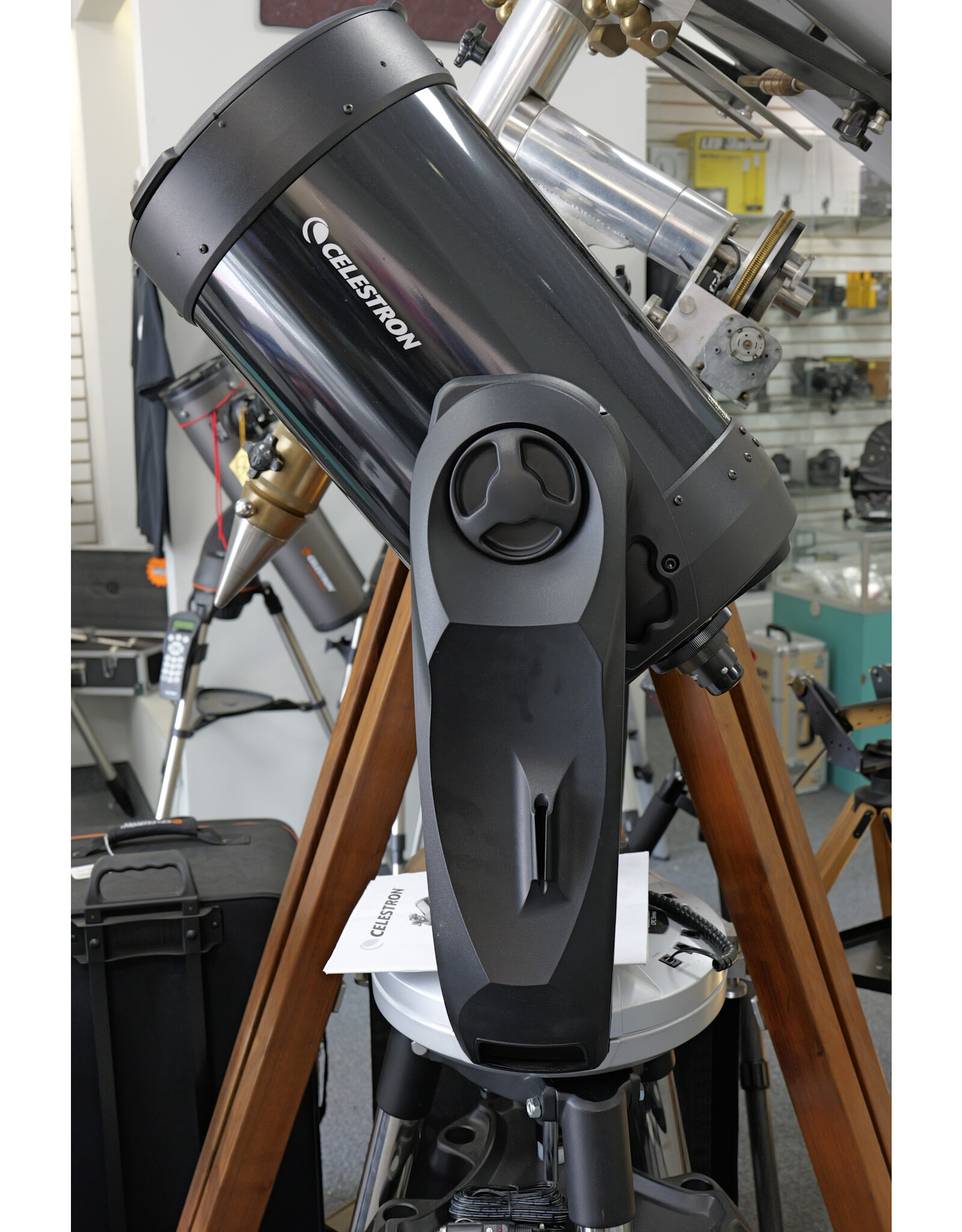 Celestron Celestron CPC1100 FASTAR Starbright XLT Telescope with Tripod, Spreader, NEW Hand Controller, and DC Power Cord (Pre-owned)