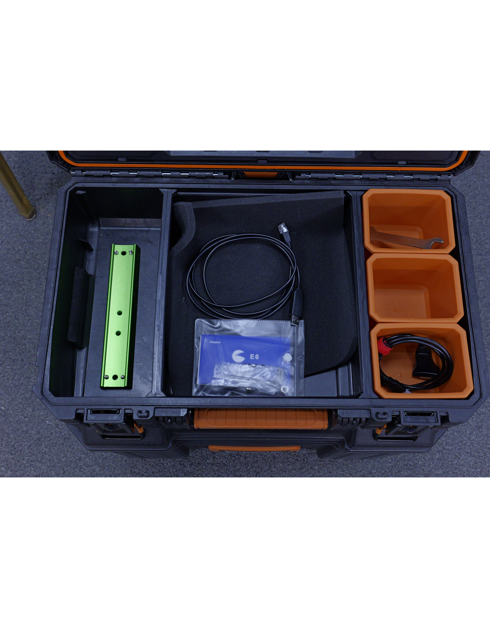 Sky-Watcher Sky-Watcher HEQ5 (MINT!) with Rigid Double Stack Carry Case