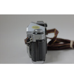Canon Canon AE-1 35mm SLR Camera with 80-205mm Telephoto Zoom  lens (Pre-owned)