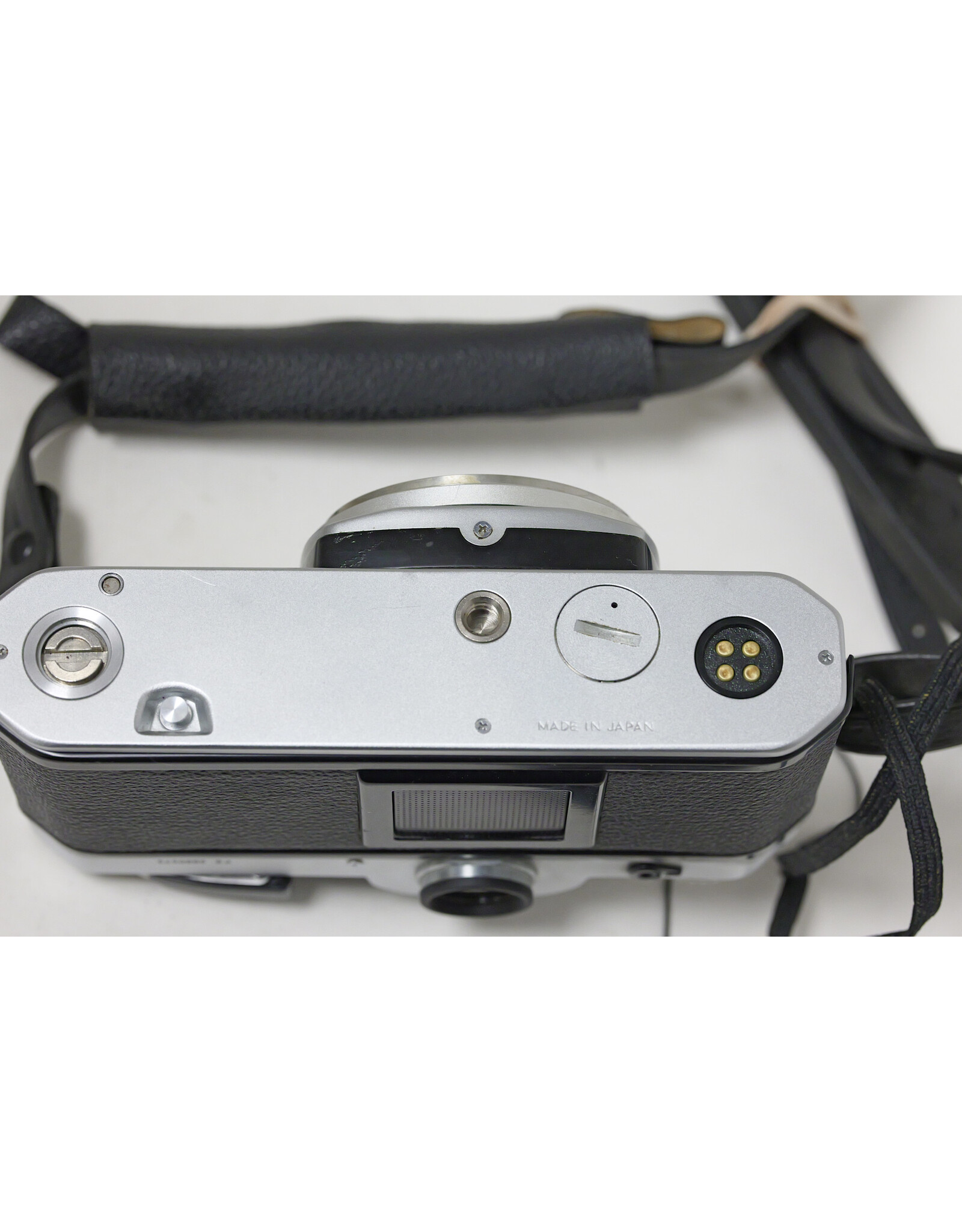 Nikon Nikon FE Chrome Body with Nikon Series E 35mm f2.5 Lens with Case