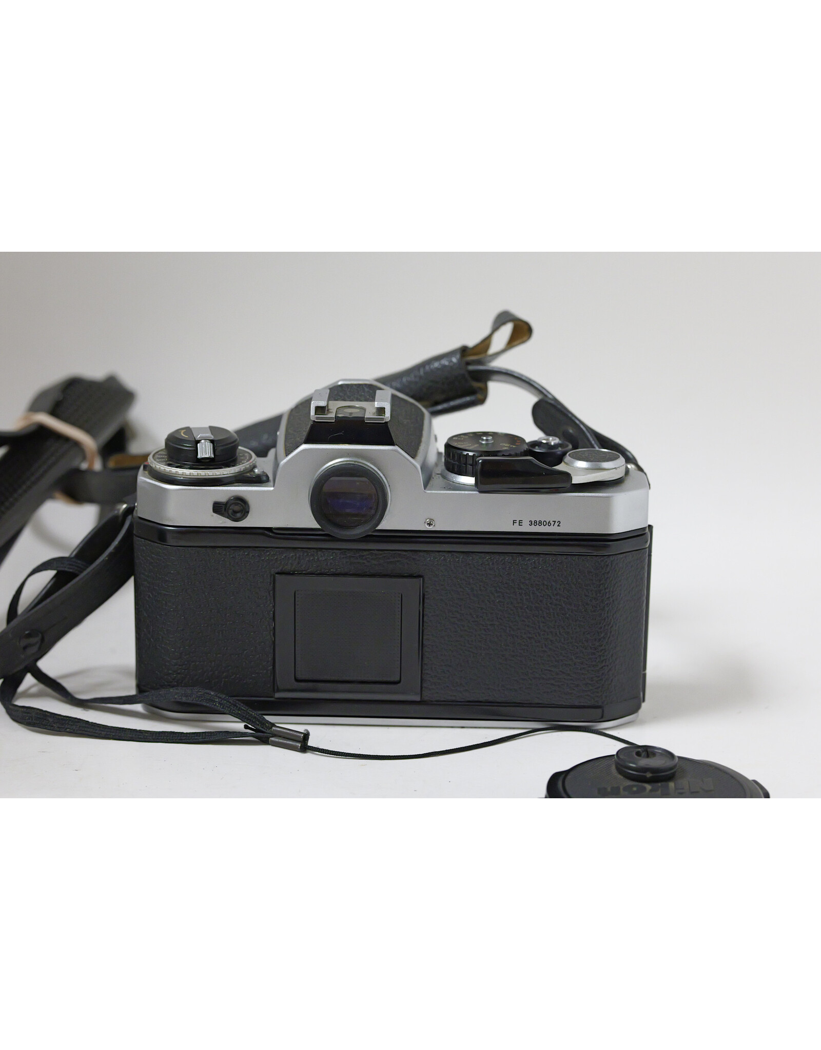 Nikon Nikon FE Chrome Body with Nikon Series E 35mm f2.5 Lens with Case