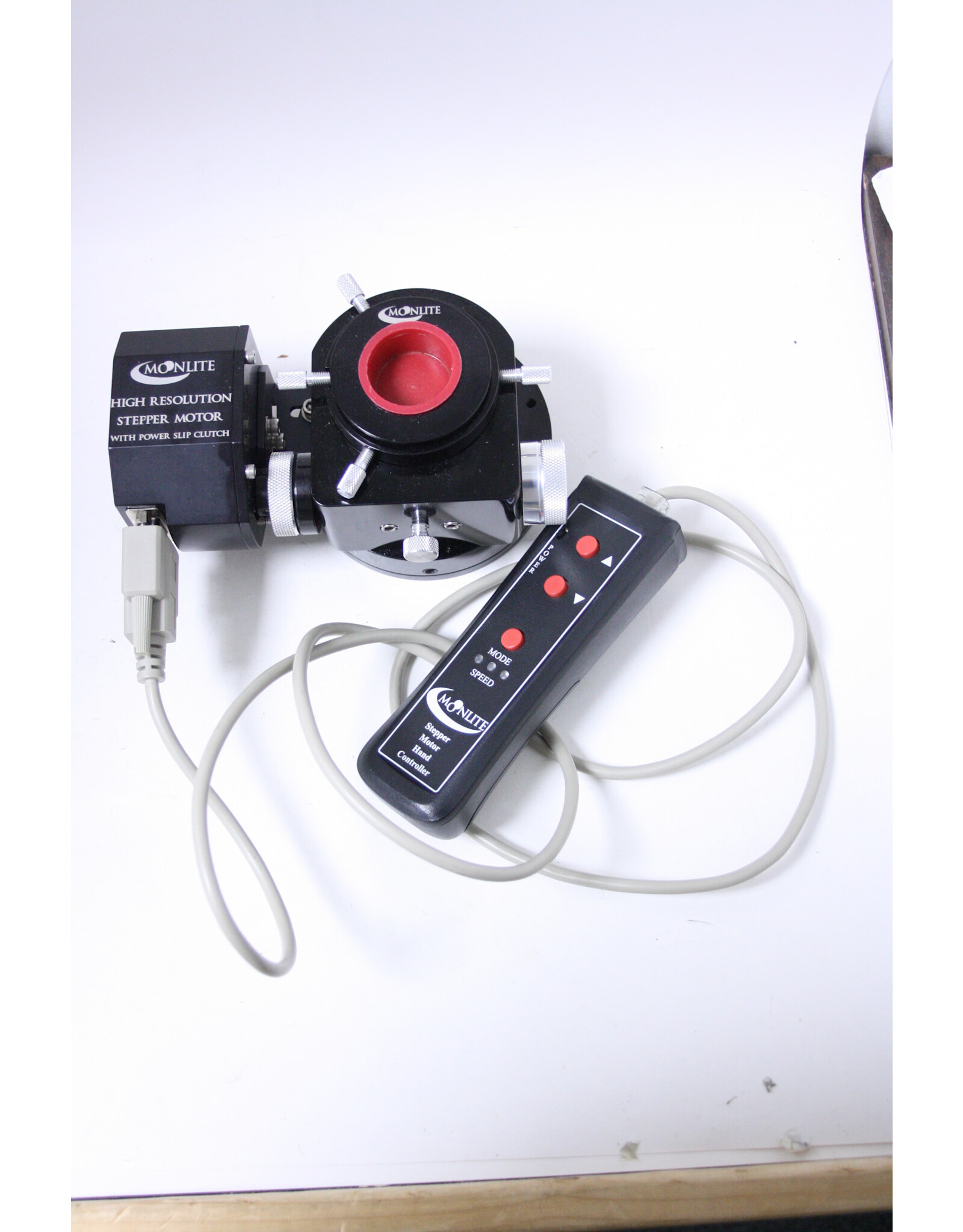 Moonlite Moonlite CS2 Focuser for Mewlon Reflector with Hi Res Stepper Motor and Hand Controller