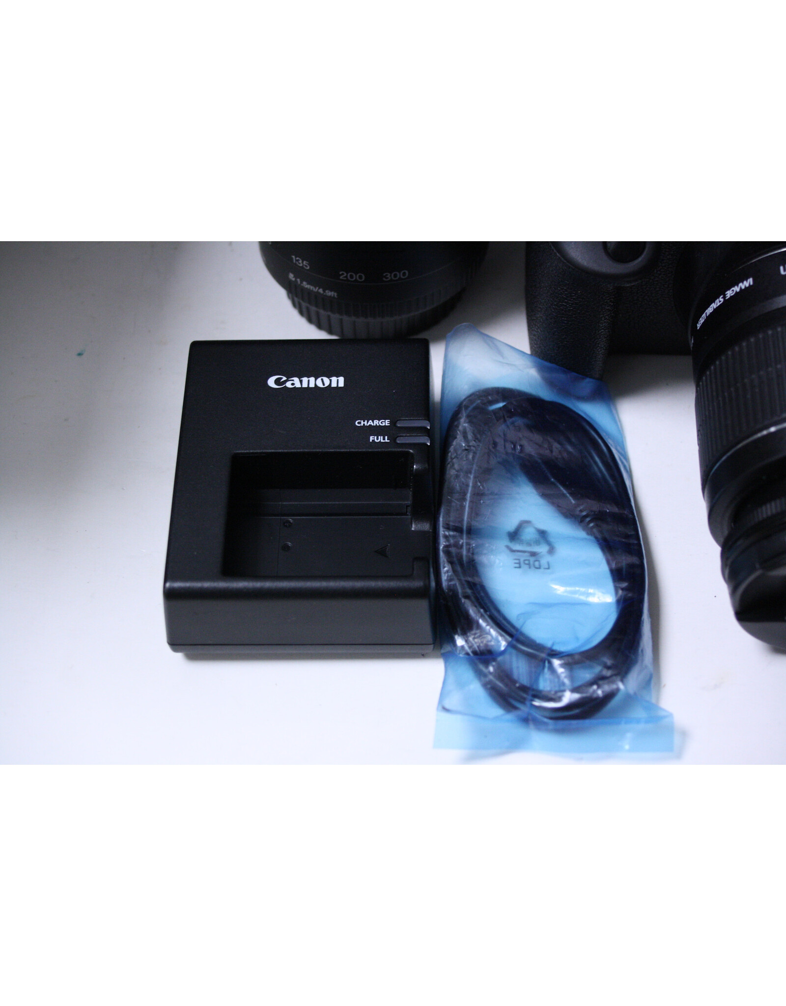 Canon Canon Rebel T5 with EF-S 18-55mm 3.5-5.6 IS and 75-300mmf4-5.6 & Case