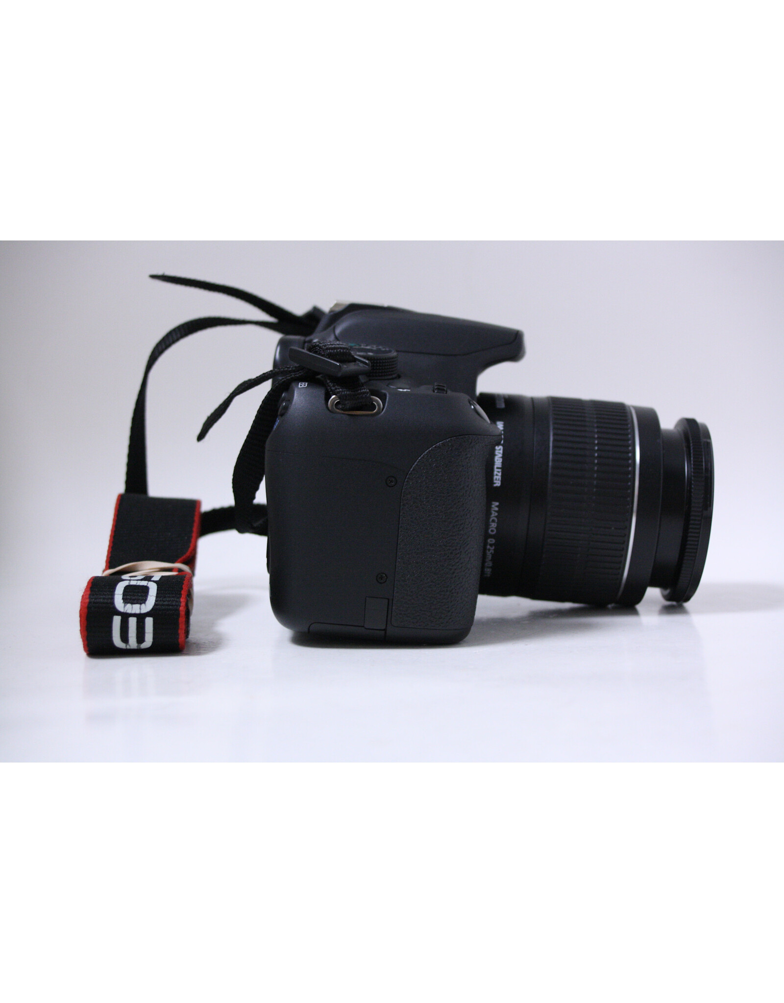 Canon Canon Rebel T5 with EF-S 18-55mm 3.5-5.6 IS and 75-300mmf4-5.6 & Case