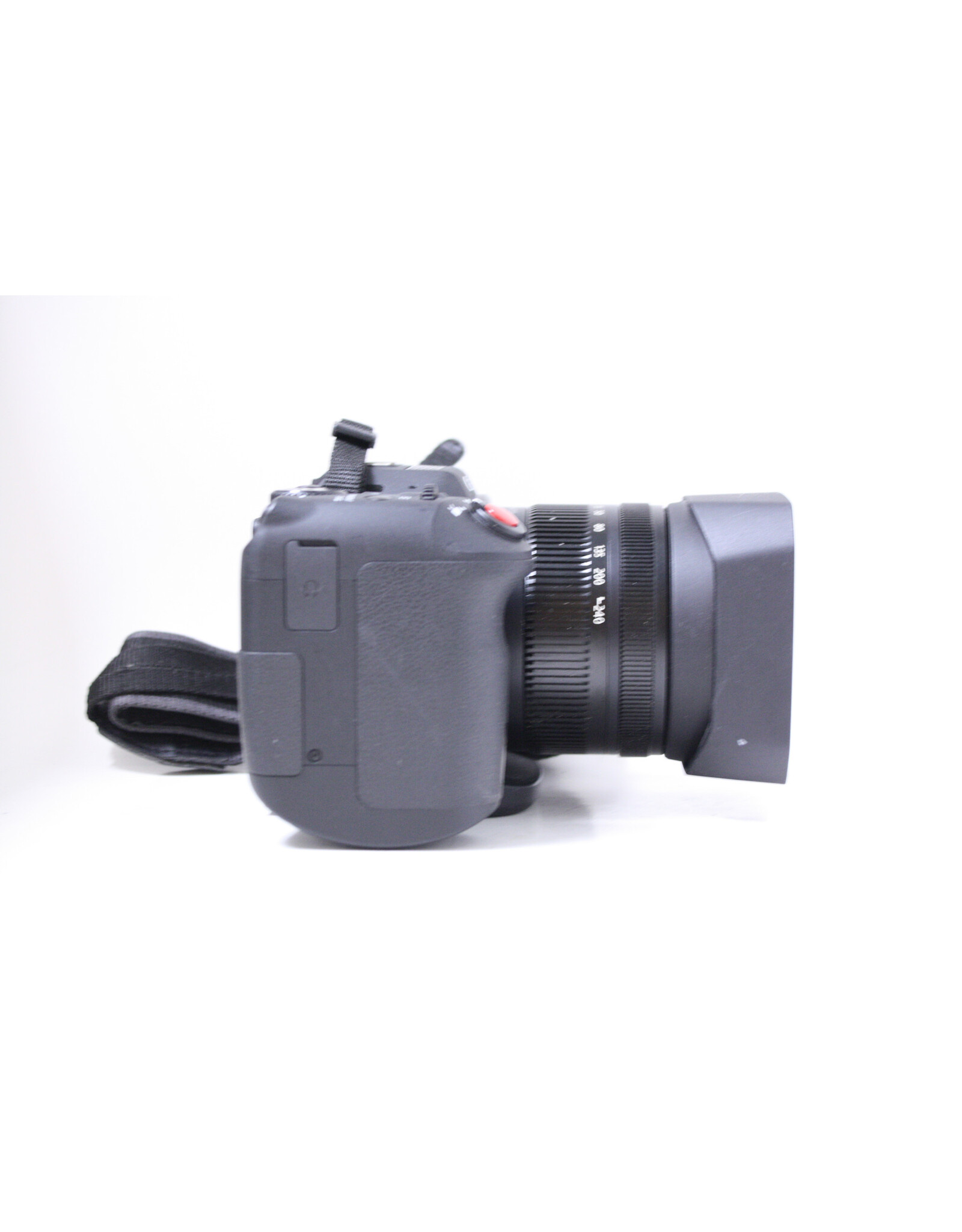 Canon Canon XC10 4K Ultra HD Professional Camcorder with fixed 24-240mm 2.8-5.6 Lens (Pre-owned)