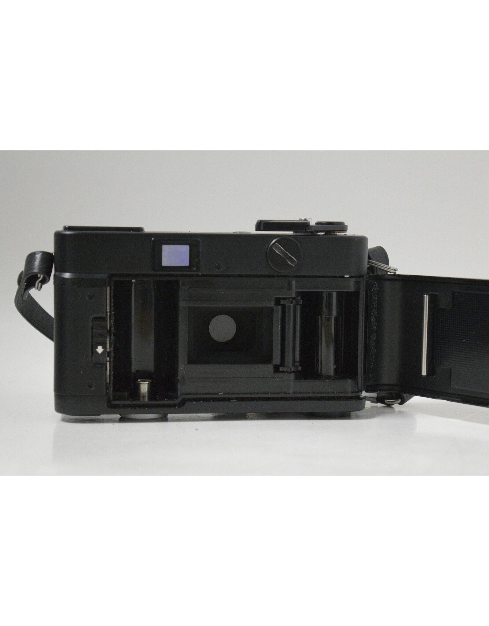 Yashica YASHICA Model 35MF 35mm CAMERA 38MM 1:2.8 Lens with Case & Instr Book (Pre-owned)