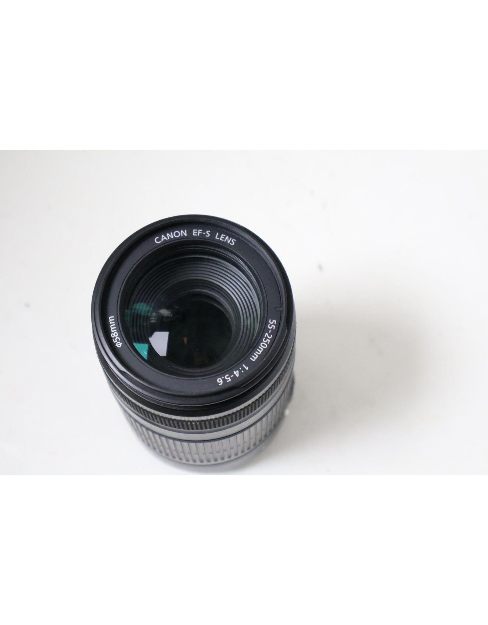 Canon Canon EOS 7D 18.0MP Digital SLR Camera with 55-250mm EF-S Lens (Pre-Owned)