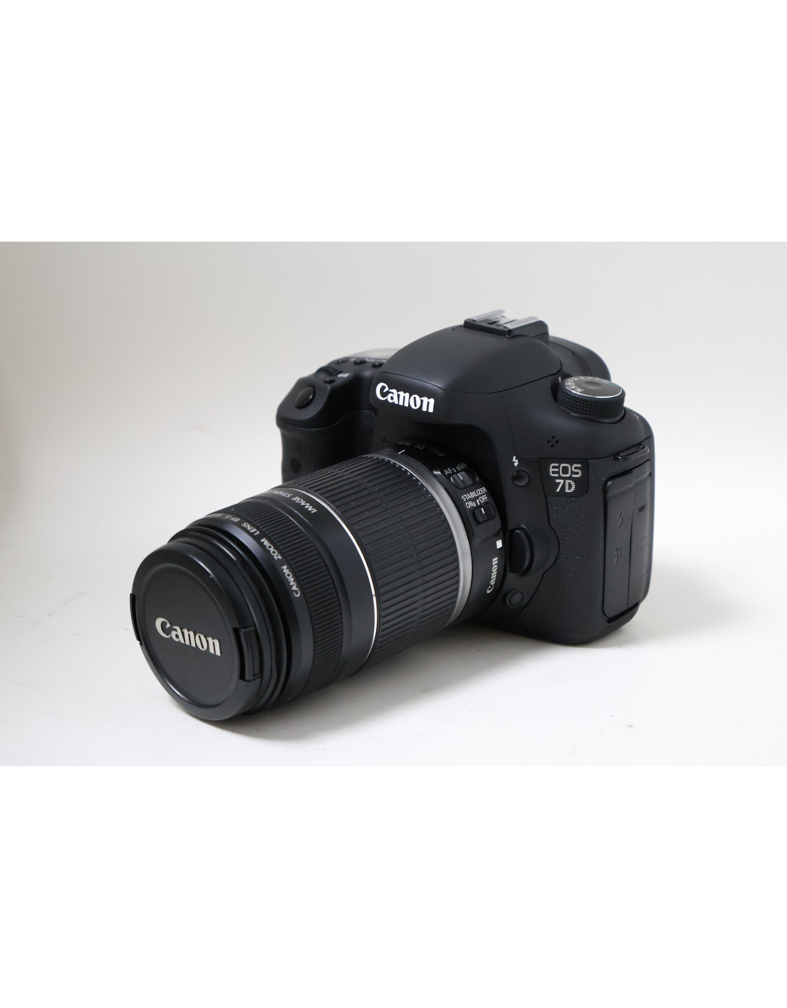Canon Canon EOS 7D 18.0MP Digital SLR Camera with 55-250mm EF-S Lens (Pre-Owned)