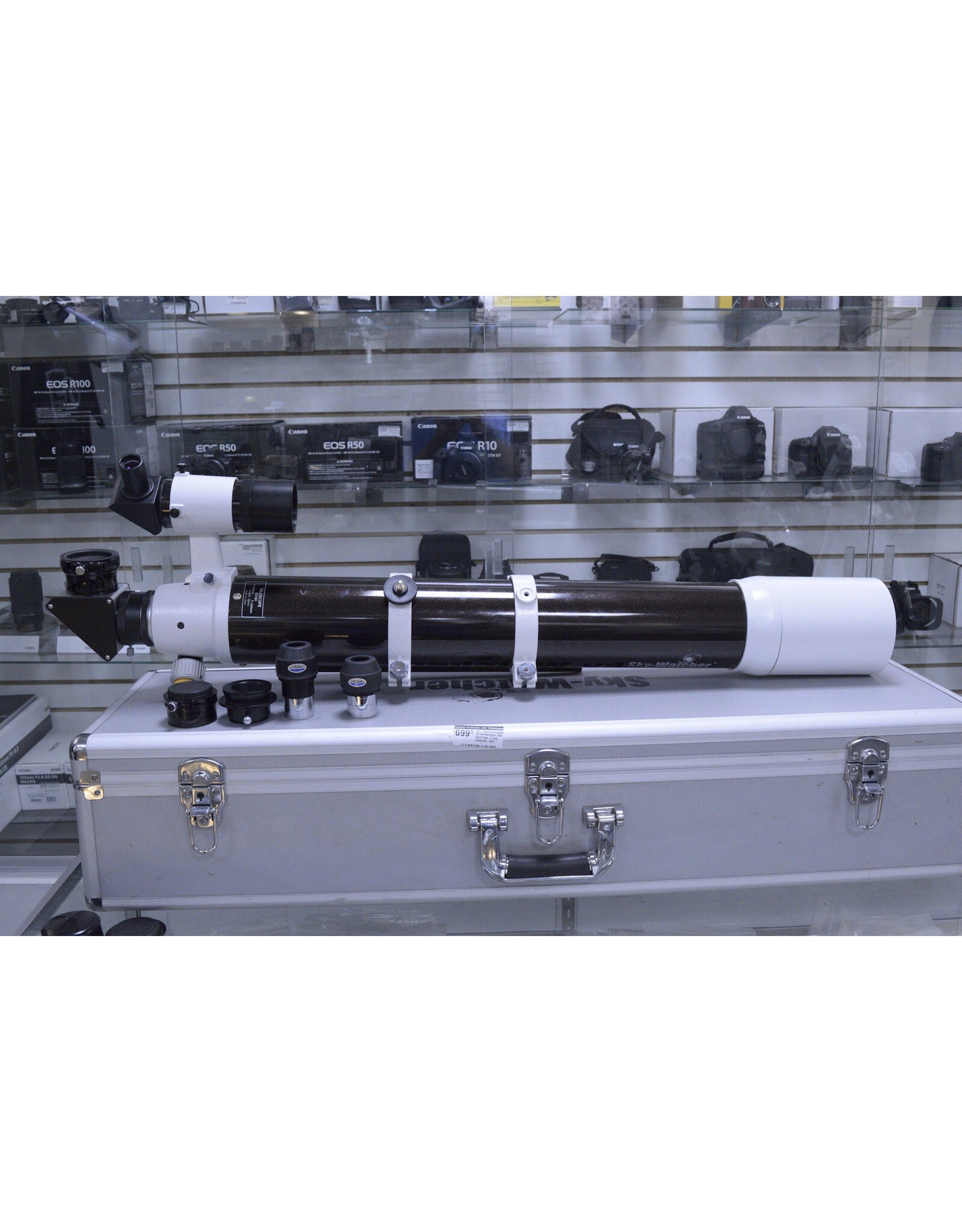 Sky-Watcher Sky-Watcher Evostar ED100 Refractor with Hard Case, 2 Inch Diagonal,  and Accessories (Pre-Owned)