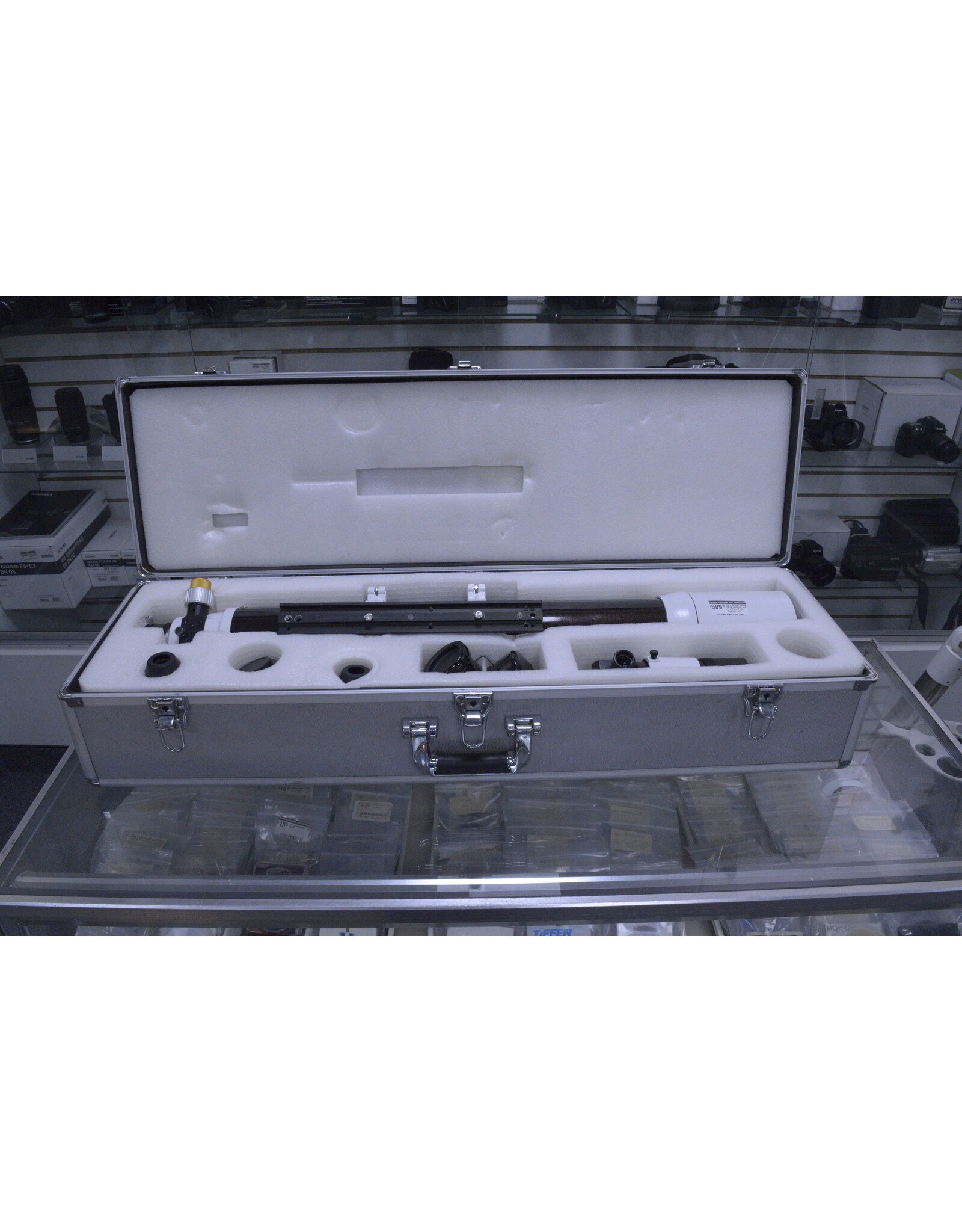 Sky-Watcher Sky-Watcher Evostar ED100 Refractor with Hard Case, 2 Inch Diagonal,  and Accessories (Pre-Owned)
