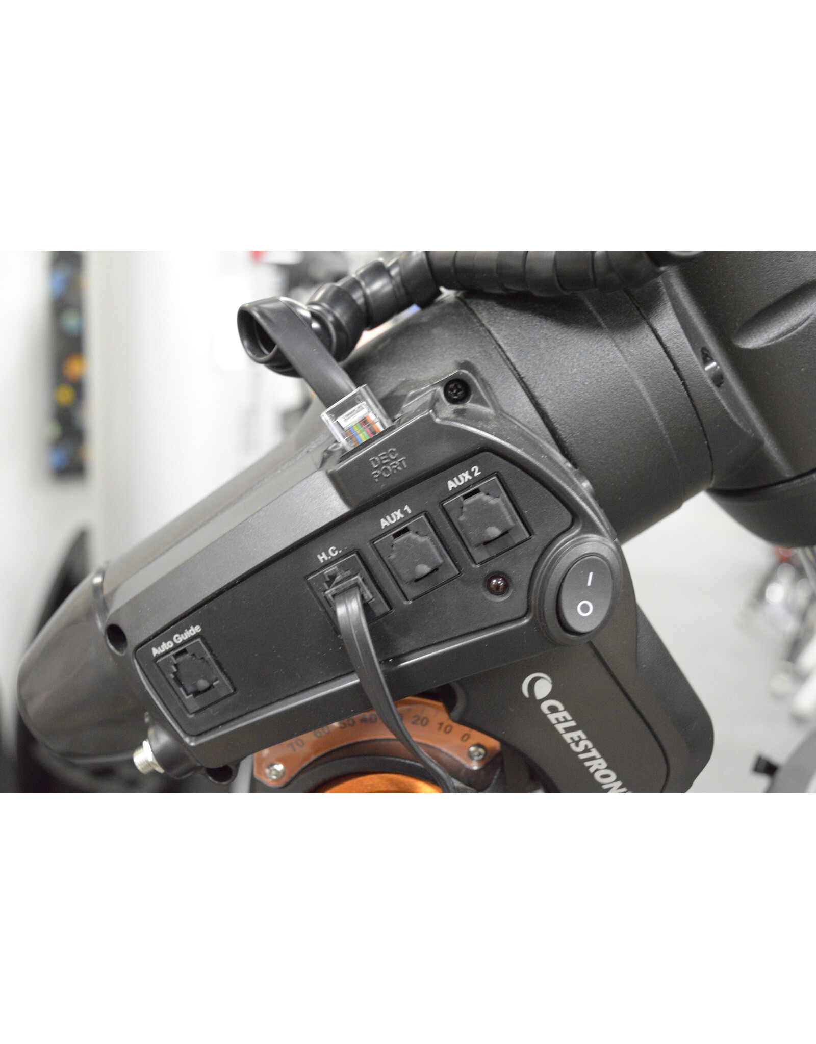 Celestron [SOLD} Celestron AVX Mount with Dec Cable, DC Cord and Spreader and Computer Hand Control (Pre-owned)