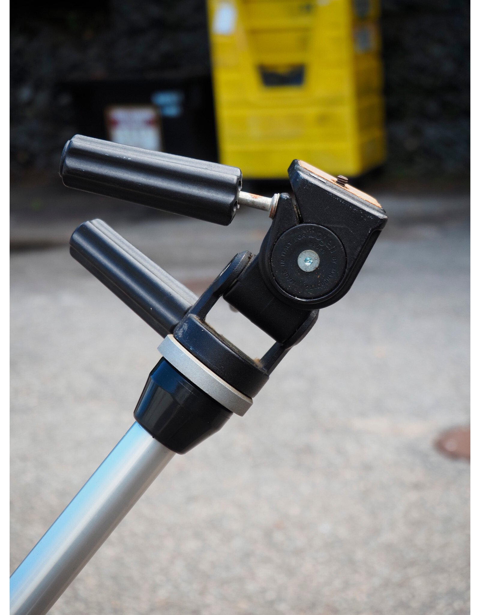 Benbo Benbo Model 1 Heavy-duty Tripod with Manfrotto 3-Way Pan Head