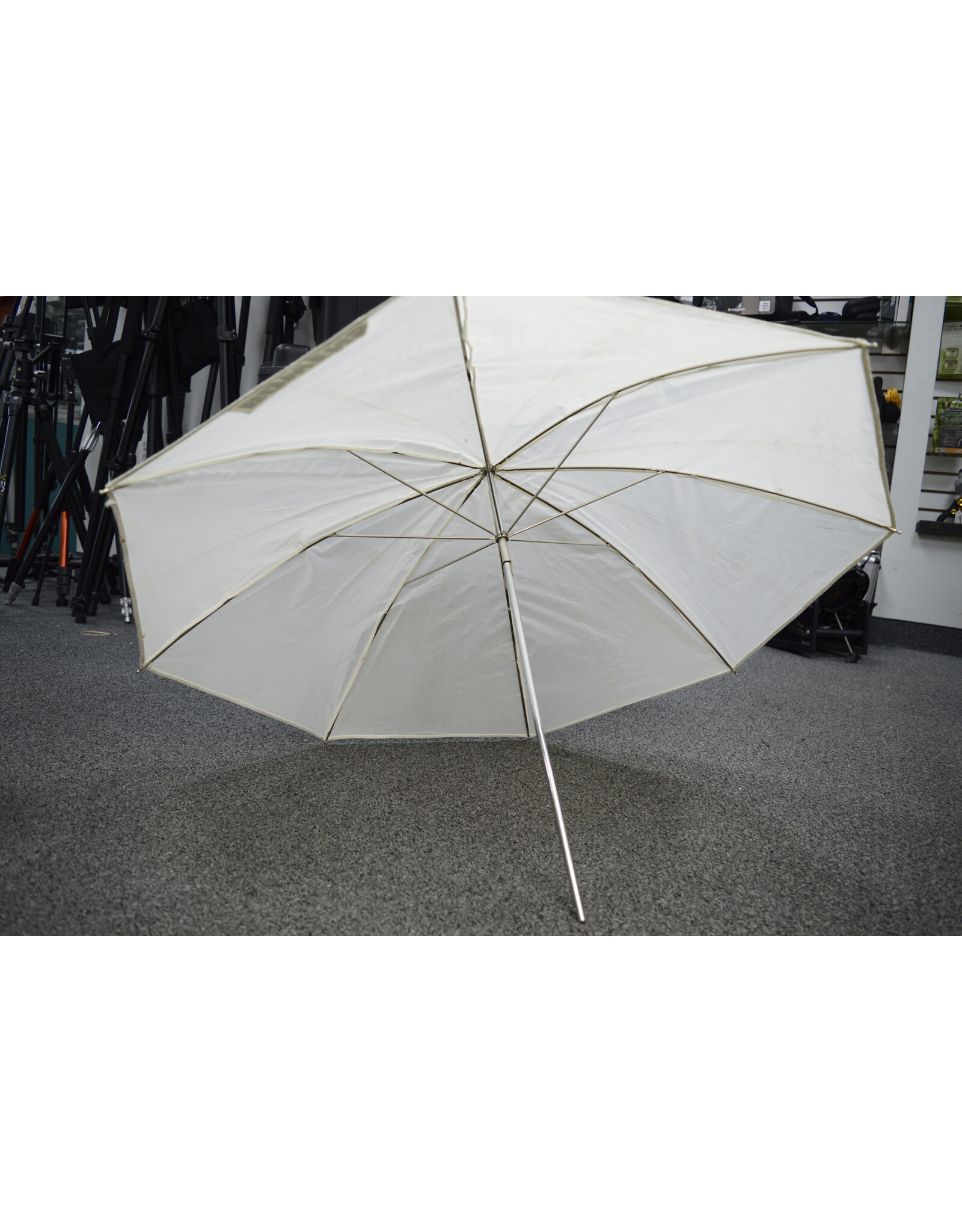 Bowens Bowens 32 Inch White Diffused Umbrella (Pre-owned)