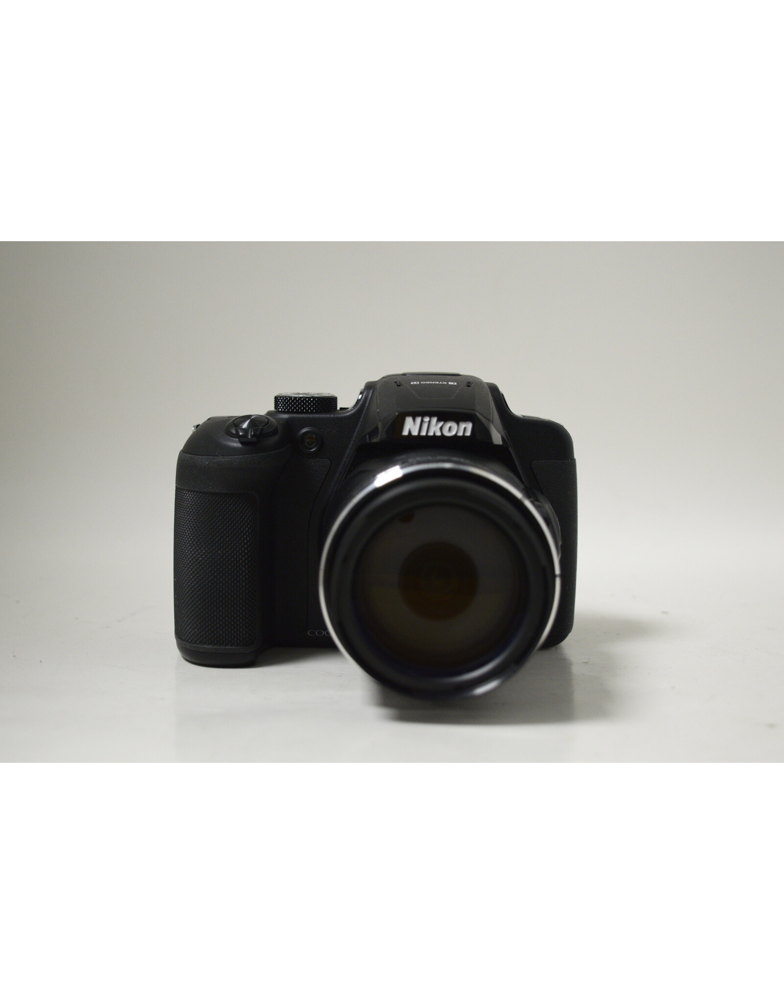 Nikon Nikon Coolpix B700 20.3 MP 60X Optical Zoom Wide 4K point and Shoot Digital with Battery