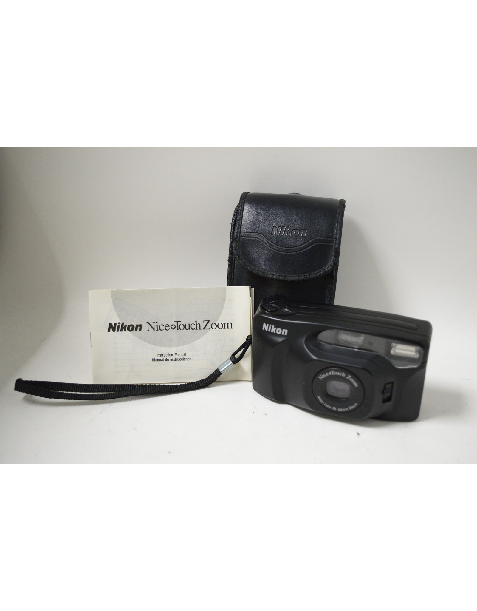 Nikon Nikon Nice Touch Zoom 35mm Point and Shoot Camera