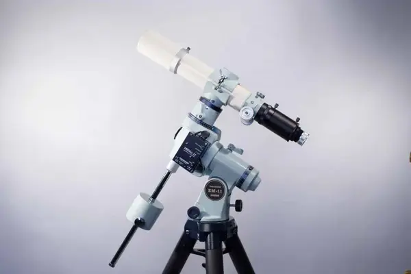 TAKAHASHI FOA-60Q ORTHO APOCHROMATIC REFRACTOR - Camera Concepts
