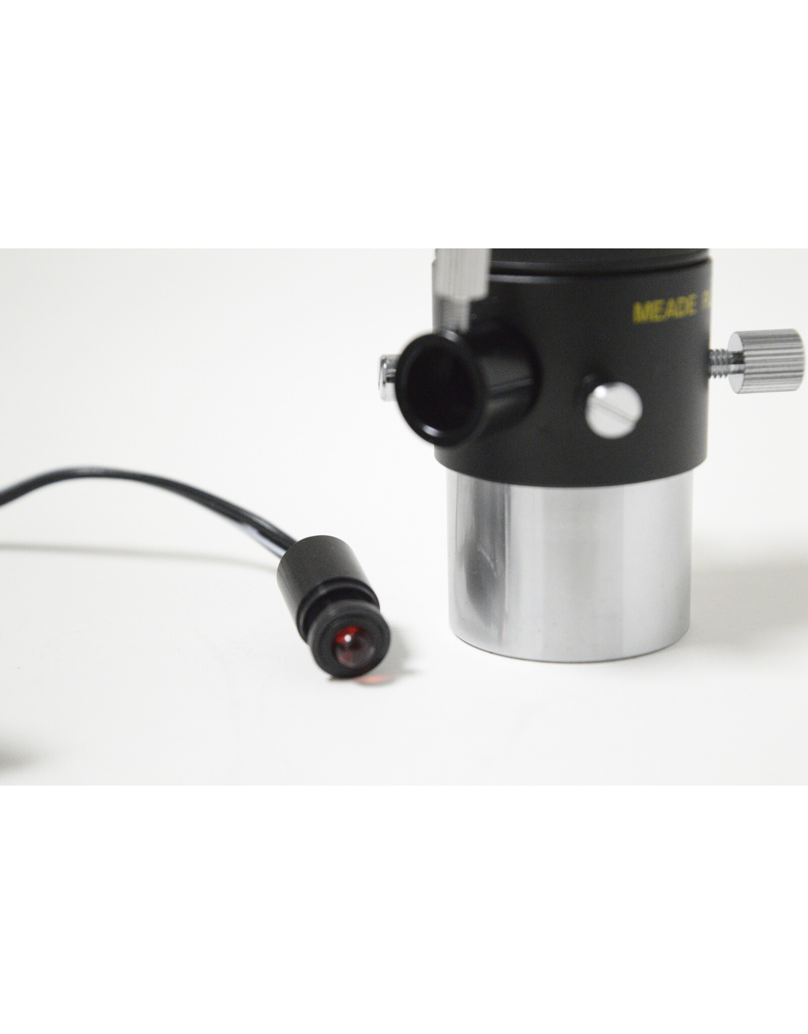 Meade Meade #07067 Plossl 9mm Illuminated Reticle Eyepiece (1.25"), with 6' cord and plug